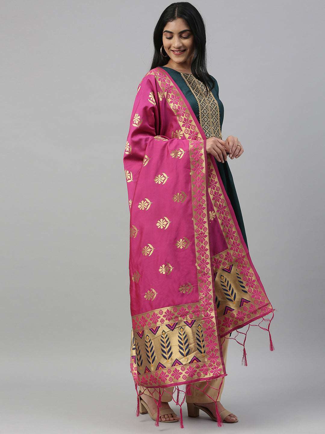 MIMOSA Pink & Gold-Coloured Woven Design Dupatta