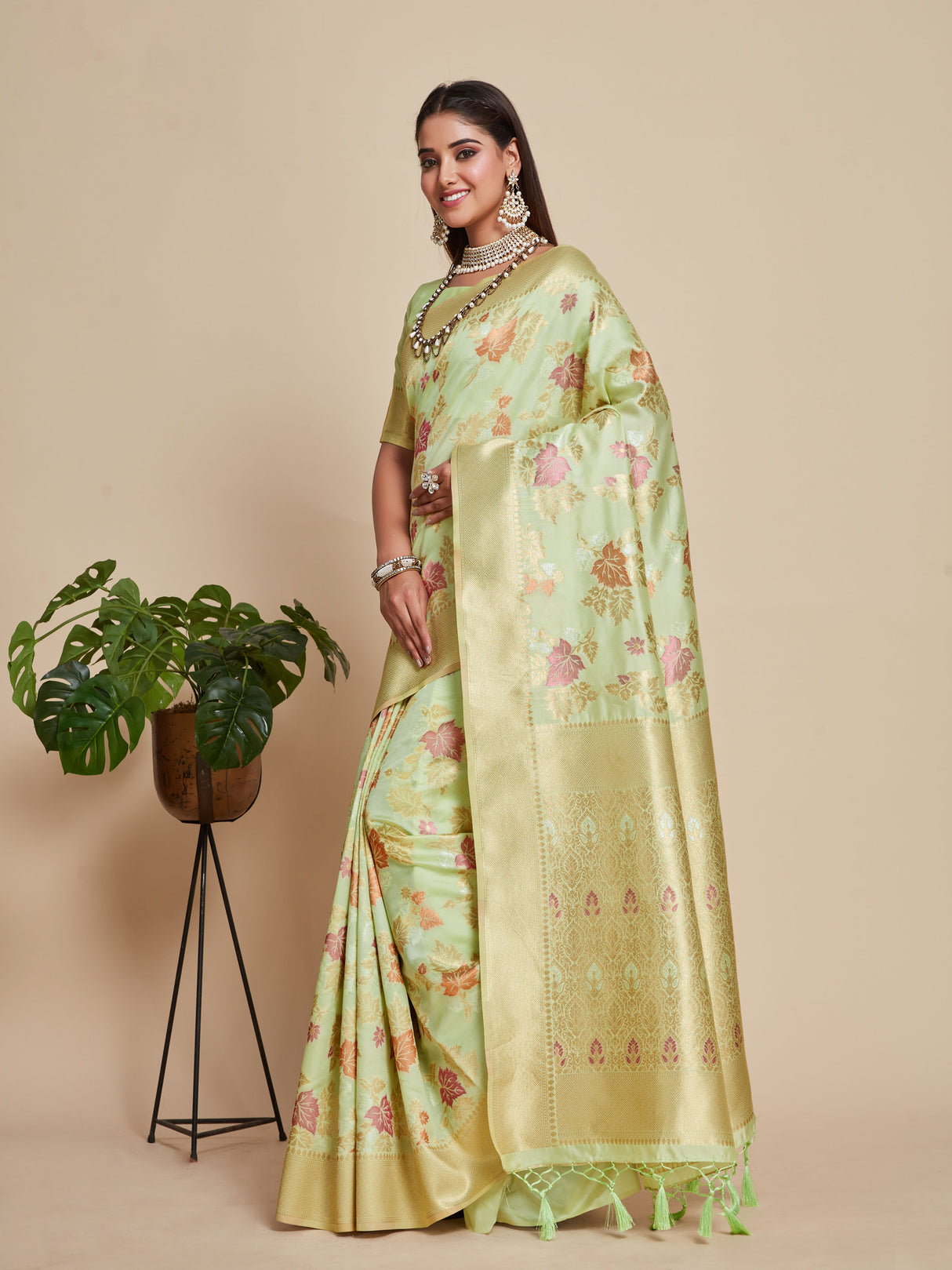 Mimosa Women's Woven Design Kanjivaram Style Art Silk Saree With Blouse Piece : SA00001059PS