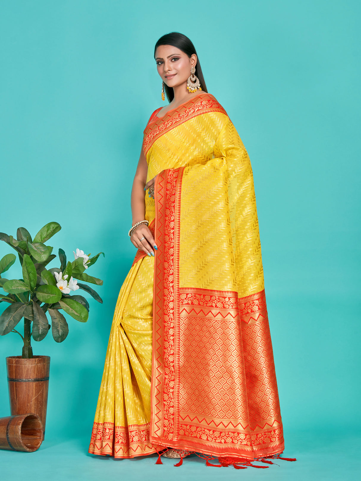 Mimosa Women's Woven Design Kanjivaram Linen Saree With Blouse Piece : SA00001256GDFREE