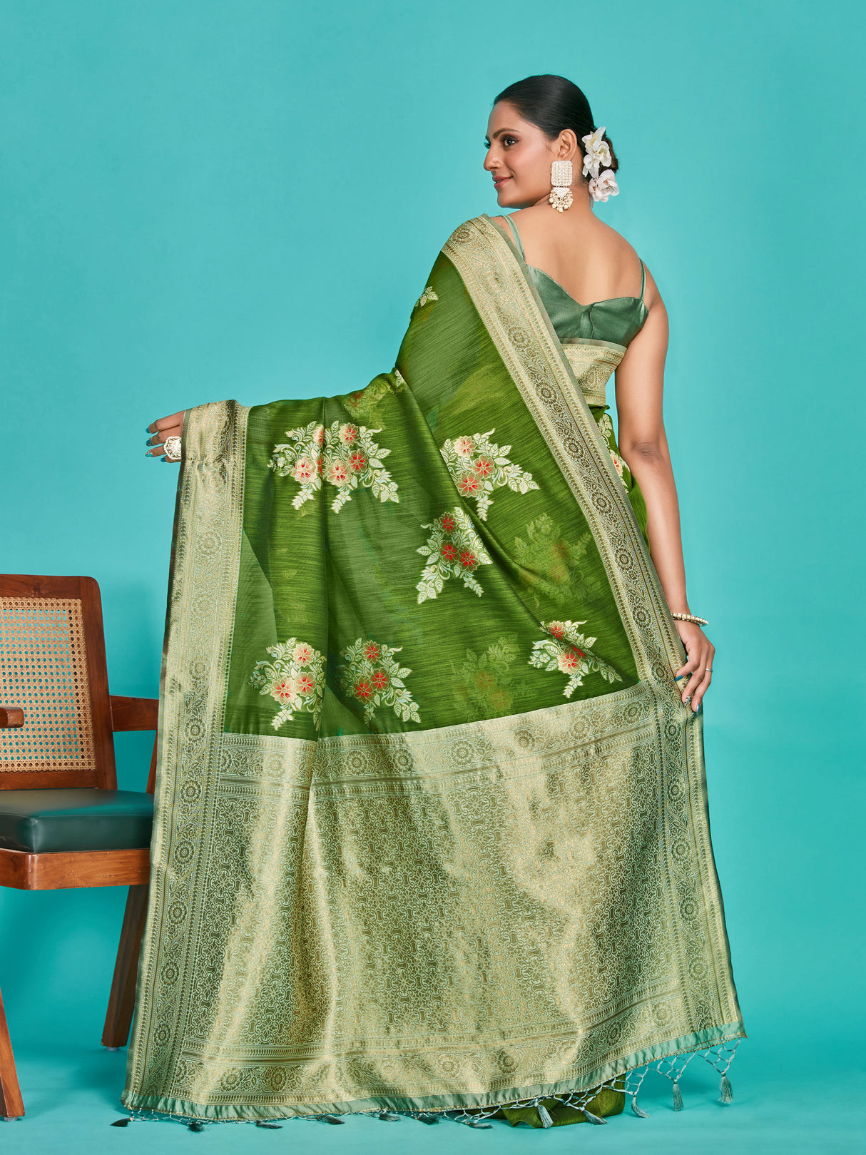 Mimosa Women's Woven Design Kanjivaram Linen Saree With Blouse Piece : SA00001258GRNFREE