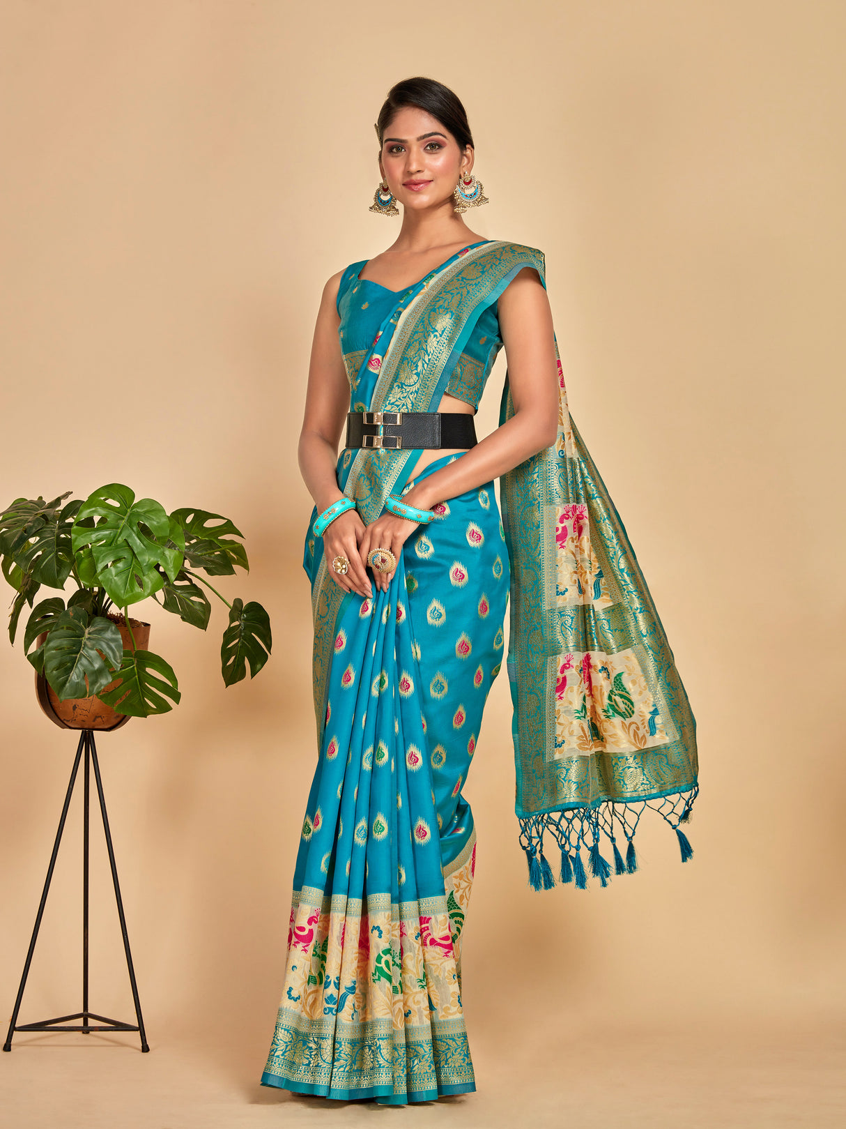 Mimosa Women's Woven Design Kanjivaram Art Silk Saree With Blouse Piece : SA00001259SFFREE