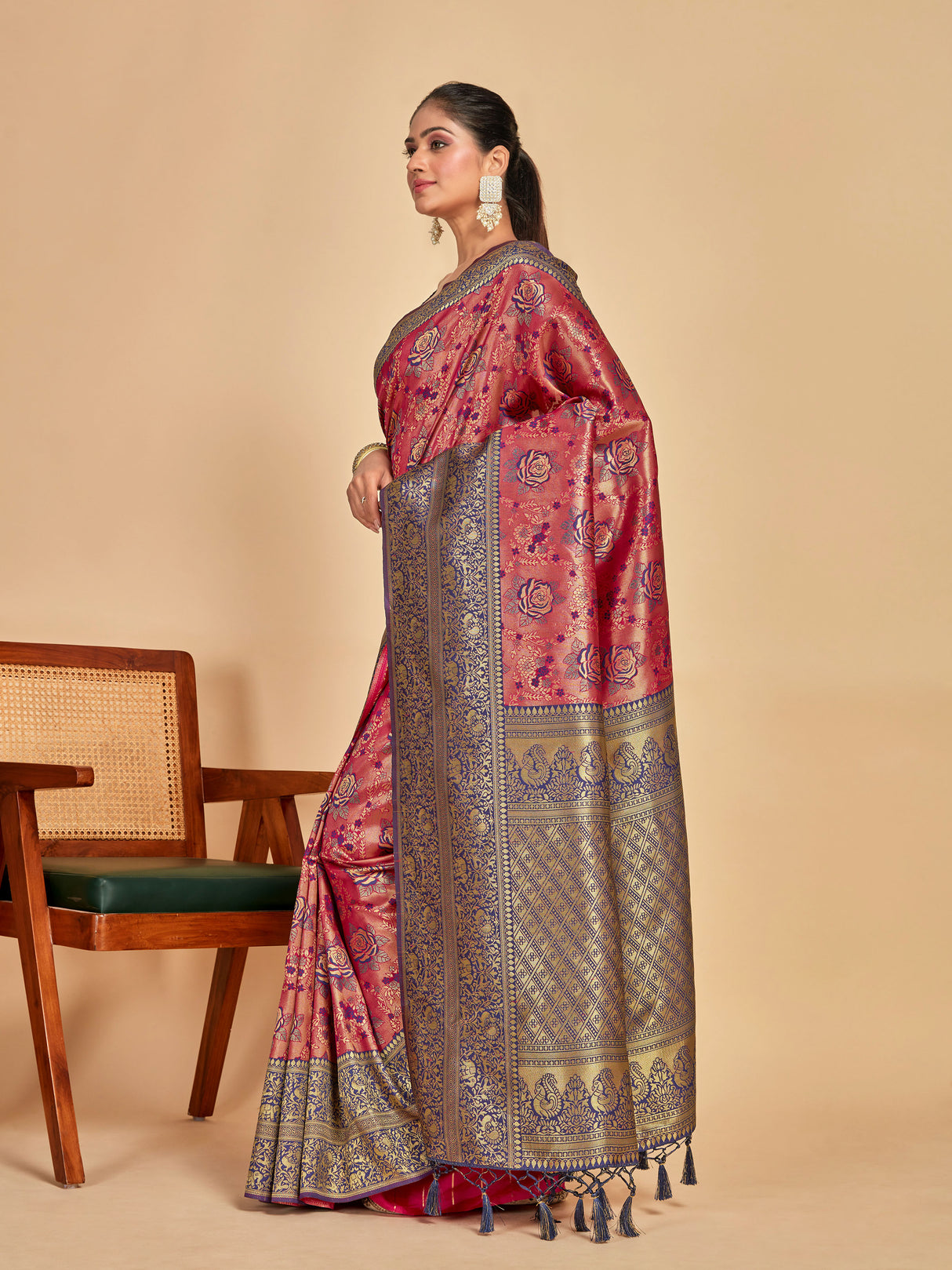 Mimosa Women's Woven Design Kanjivaram Art Silk Saree With Blouse Piece : SA00001261RNFREE