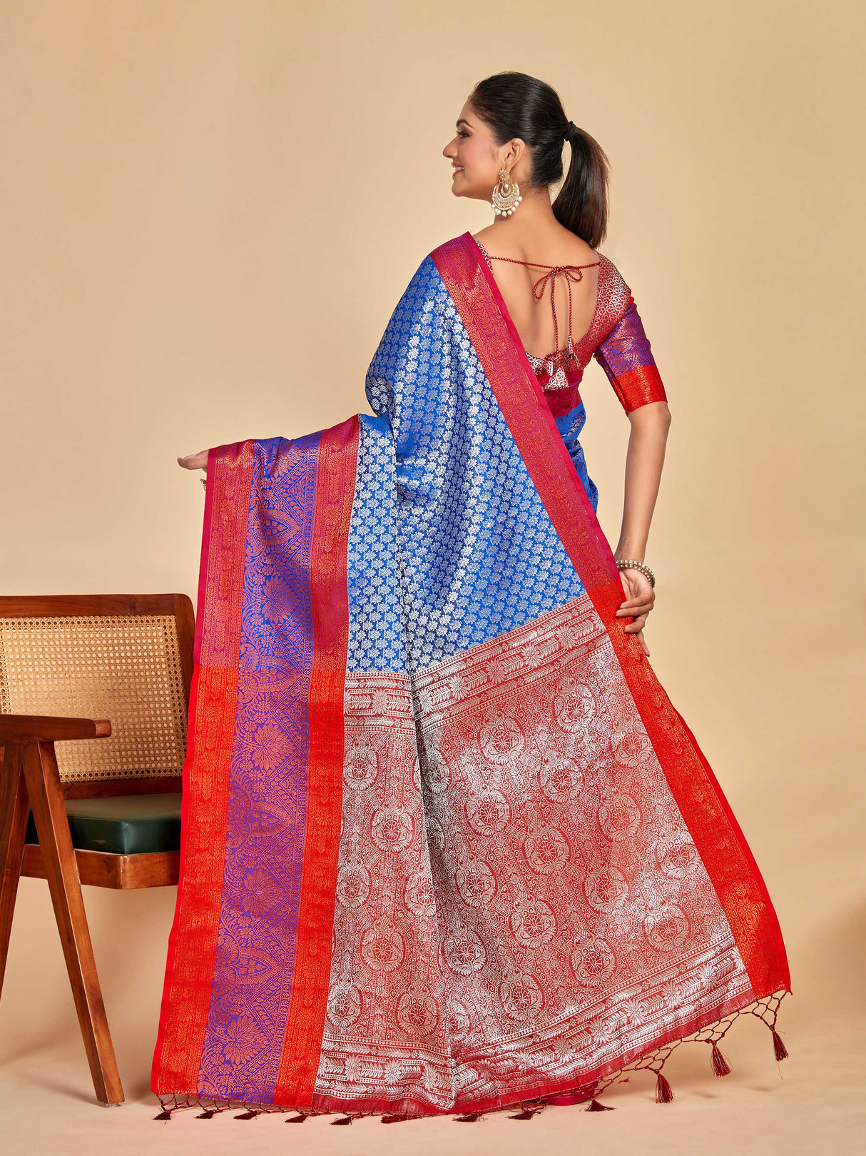 Mimosa Women's Woven Design Kanjivaram Art Silk Saree With Blouse Piece : SA00001285RBFREE