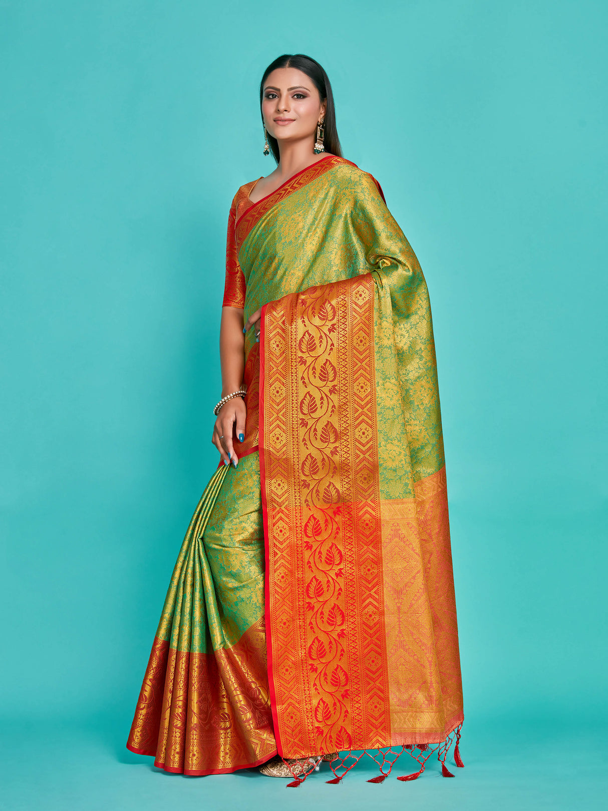 Mimosa Women's Woven Design Kanjivaram Art Silk Saree With Blouse Piece : SA00001292GRNFREE