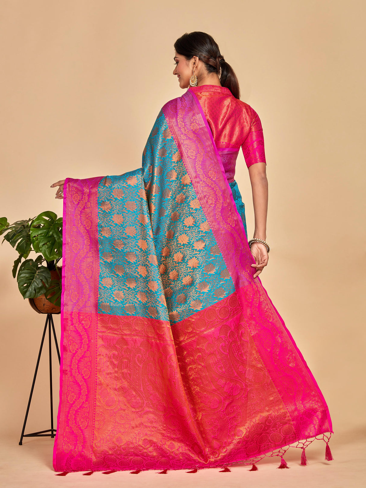 Mimosa Women's Woven Design Kanjivaram Art Silk Saree With Blouse Piece : SA00001294RMFREE