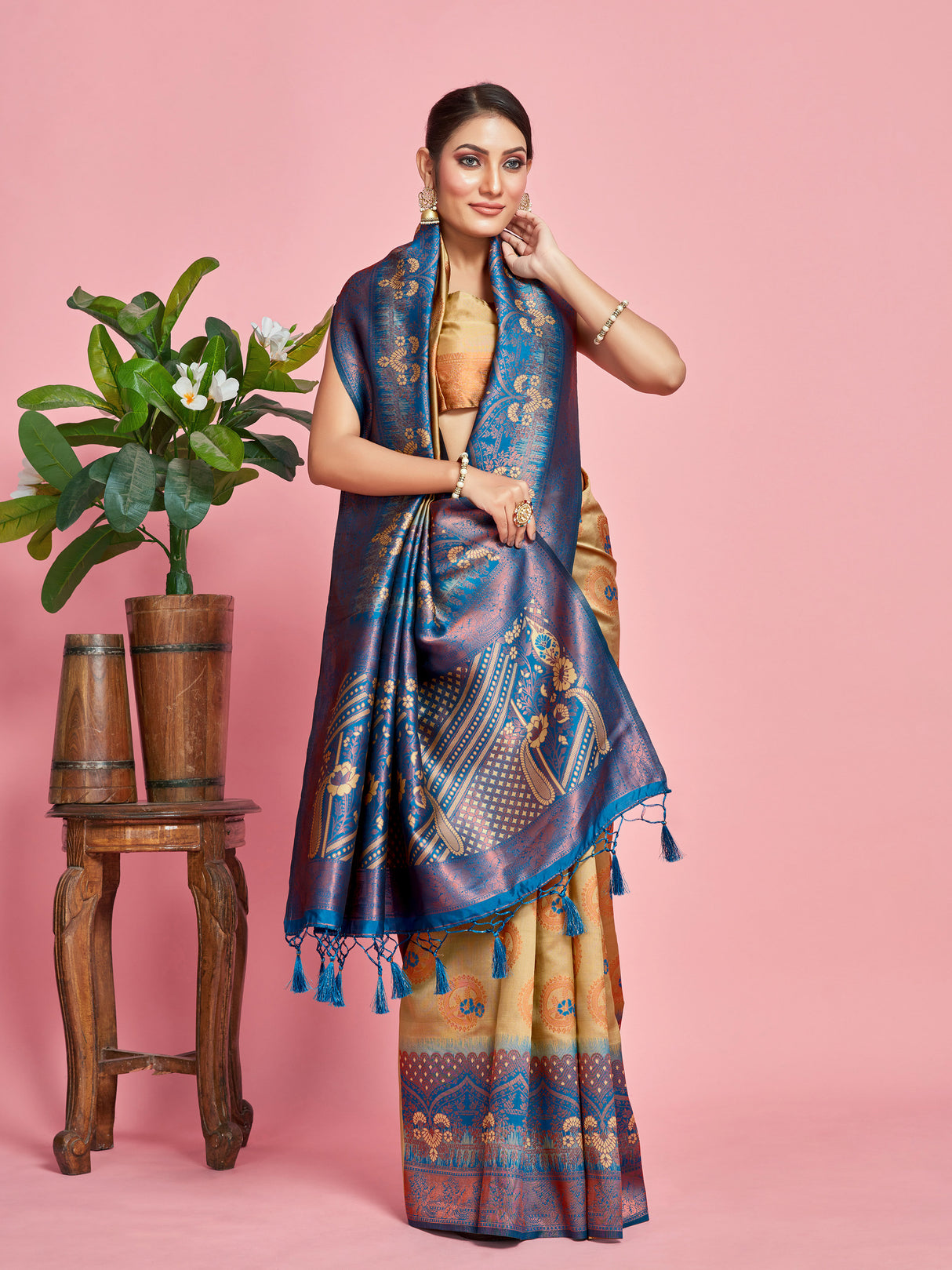 Mimosa Women's Woven Design Kanjivaram Art Silk Saree With Blouse Piece : SA00001295TSFREE