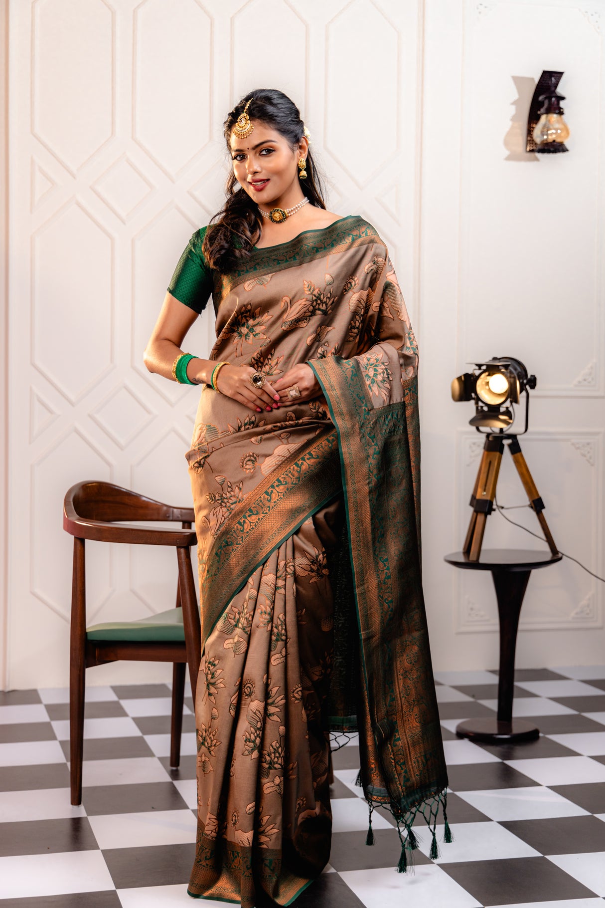 Mimosa Women's Woven Design Kanjivaram Style Art Silk Saree With Blouse Piece : SA00001777PCFREE