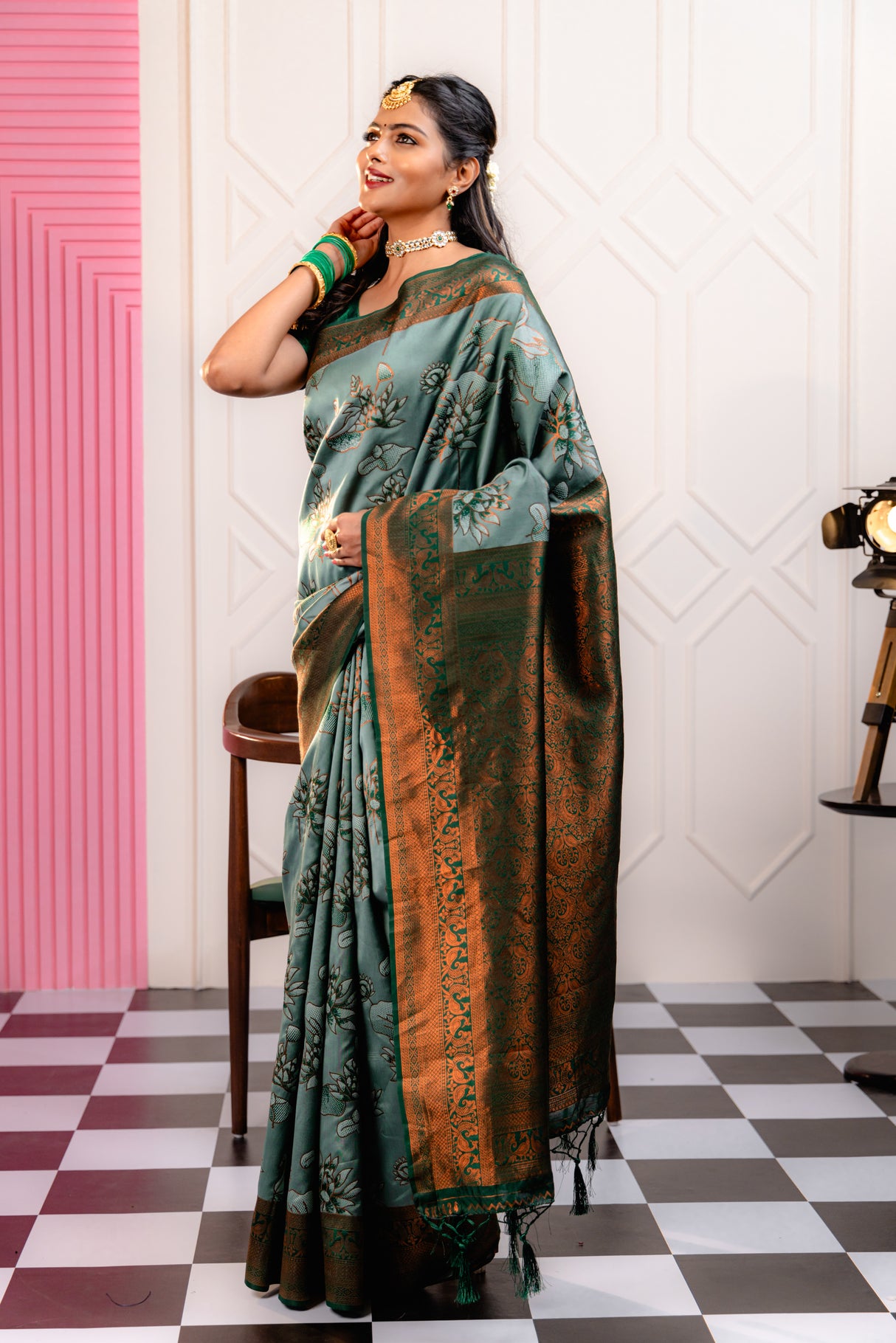 Mimosa Women's Woven Design Kanjivaram Style Art Silk Saree With Blouse Piece : SA00001777PSFREE