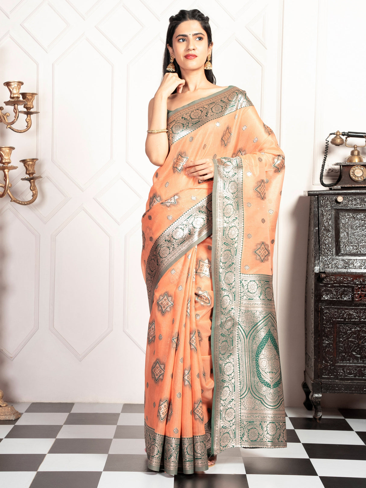 Mimosa Women's Woven Design Kanjivaram Style Art Silk Saree With Blouse Piece : SA00002068PCFREE