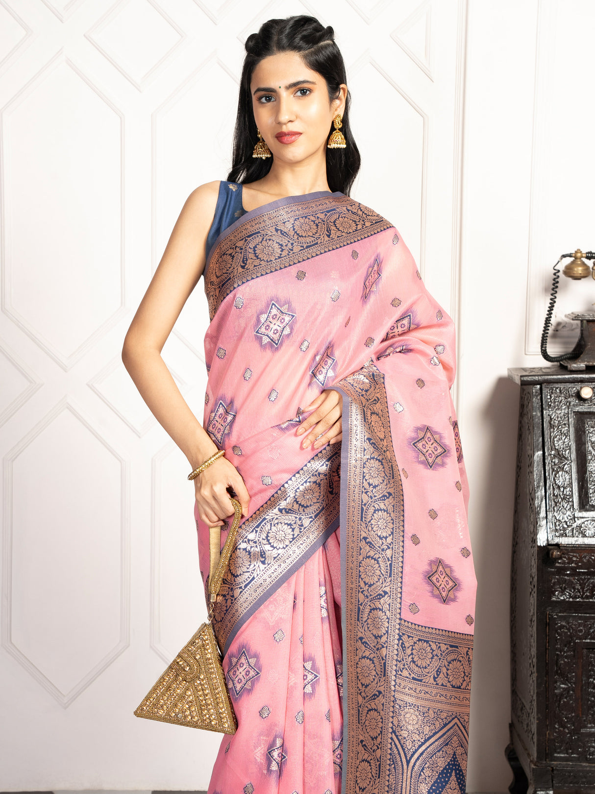 Mimosa Women's Woven Design Kanjivaram Style Art Silk Saree With Blouse Piece : SA00002068PNKFREE