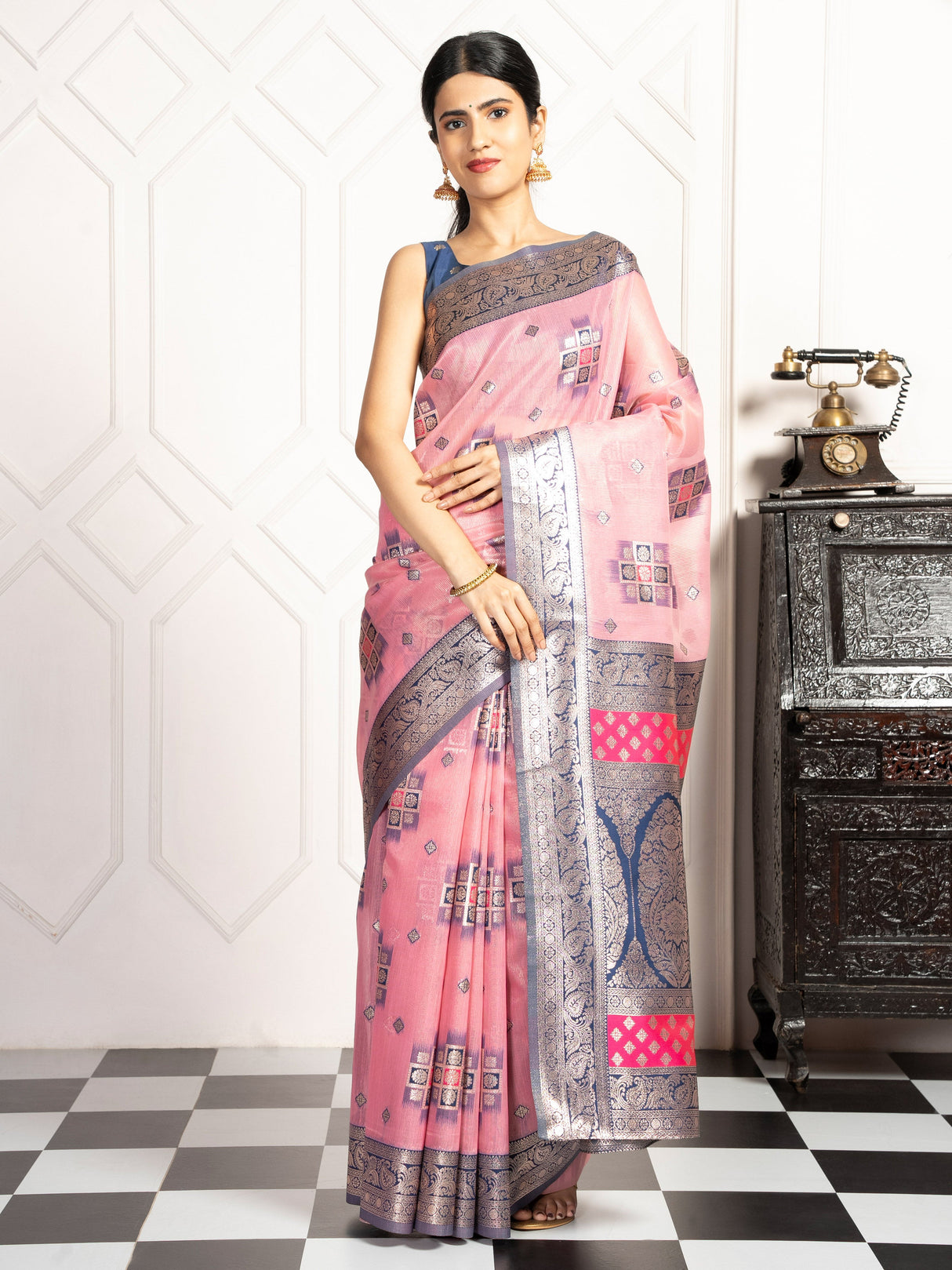 Mimosa Women's Woven Design Kanjivaram Style Art Silk Saree With Blouse Piece : SA00002072PNKFREE