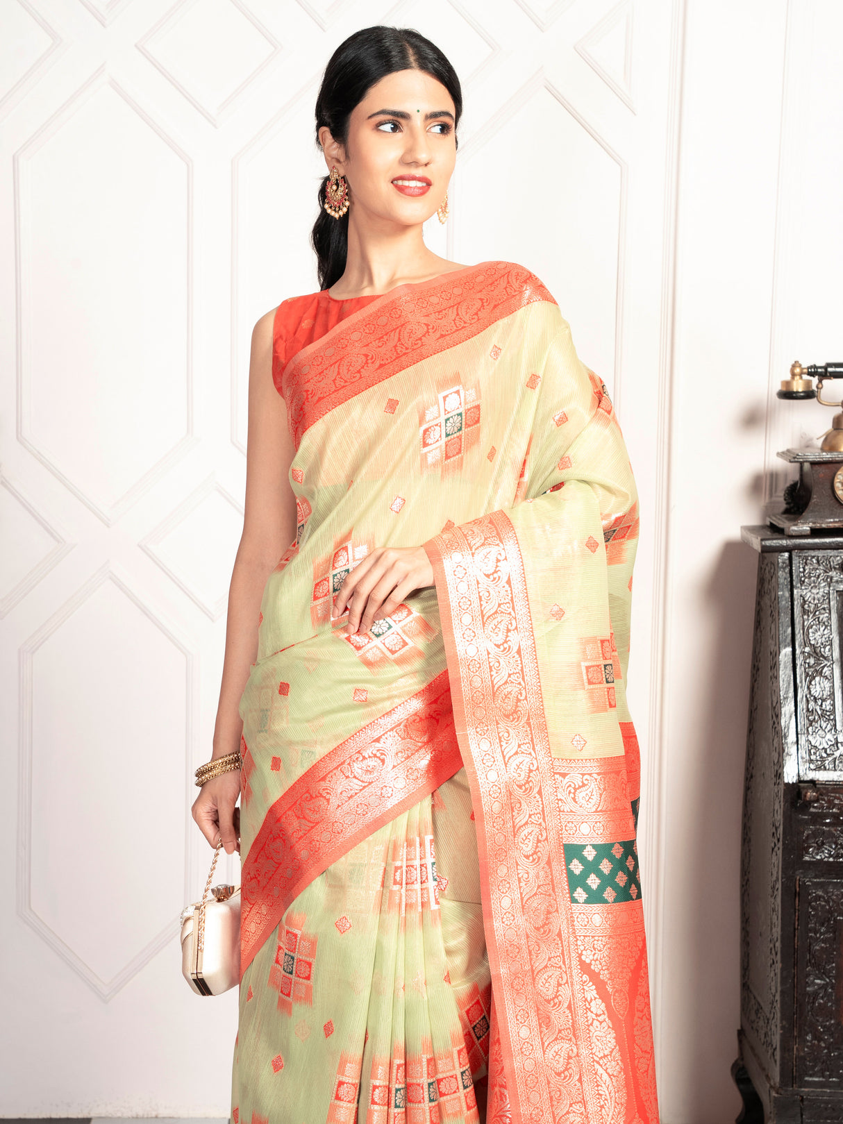 Mimosa Women's Woven Design Kanjivaram Style Art Silk Saree With Blouse Piece : SA00002072PSFREE