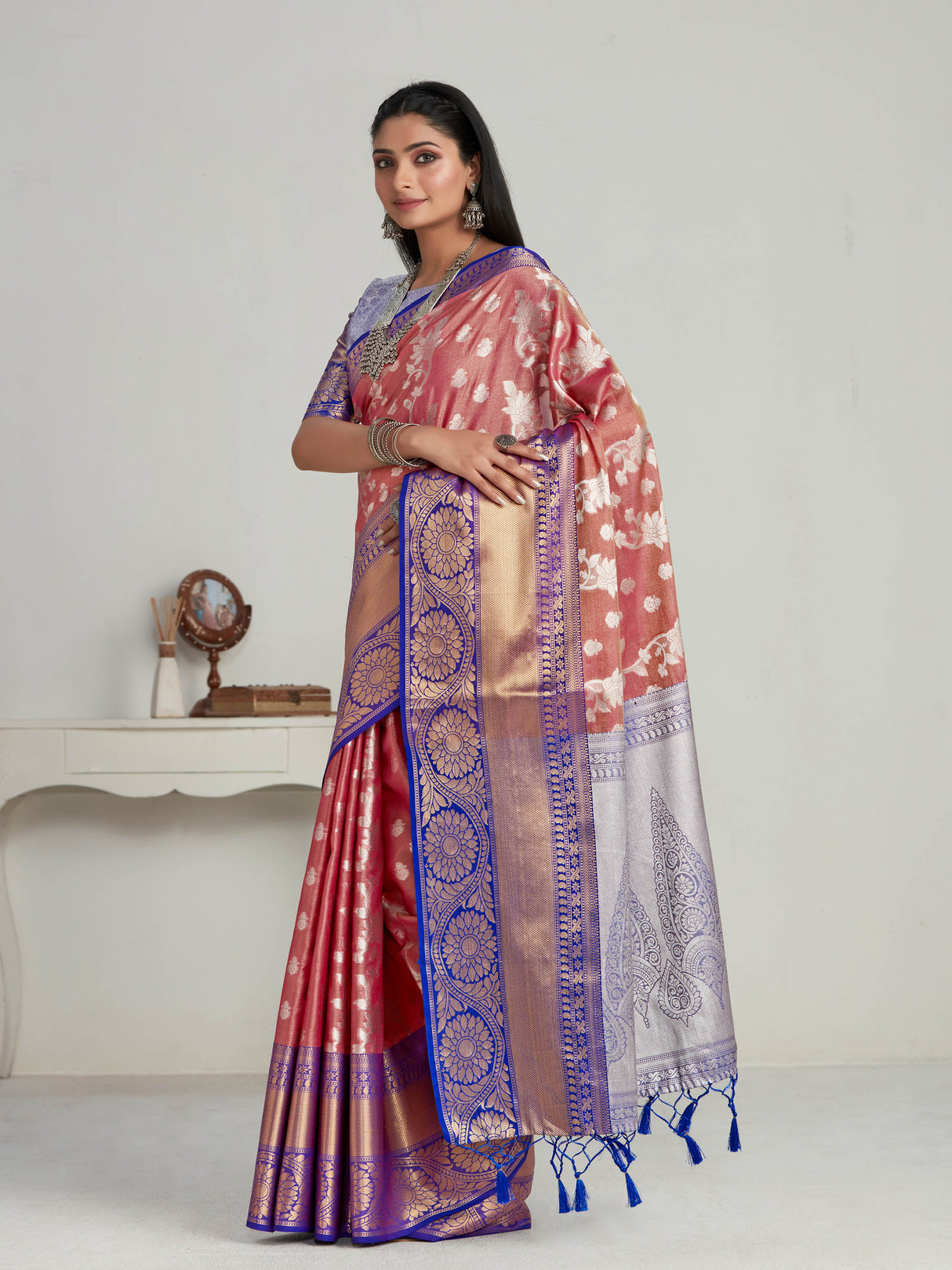 Mimosa Women's Woven Design Kanjivaram Art Silk Saree With Blouse Piece : SA0000463GJ