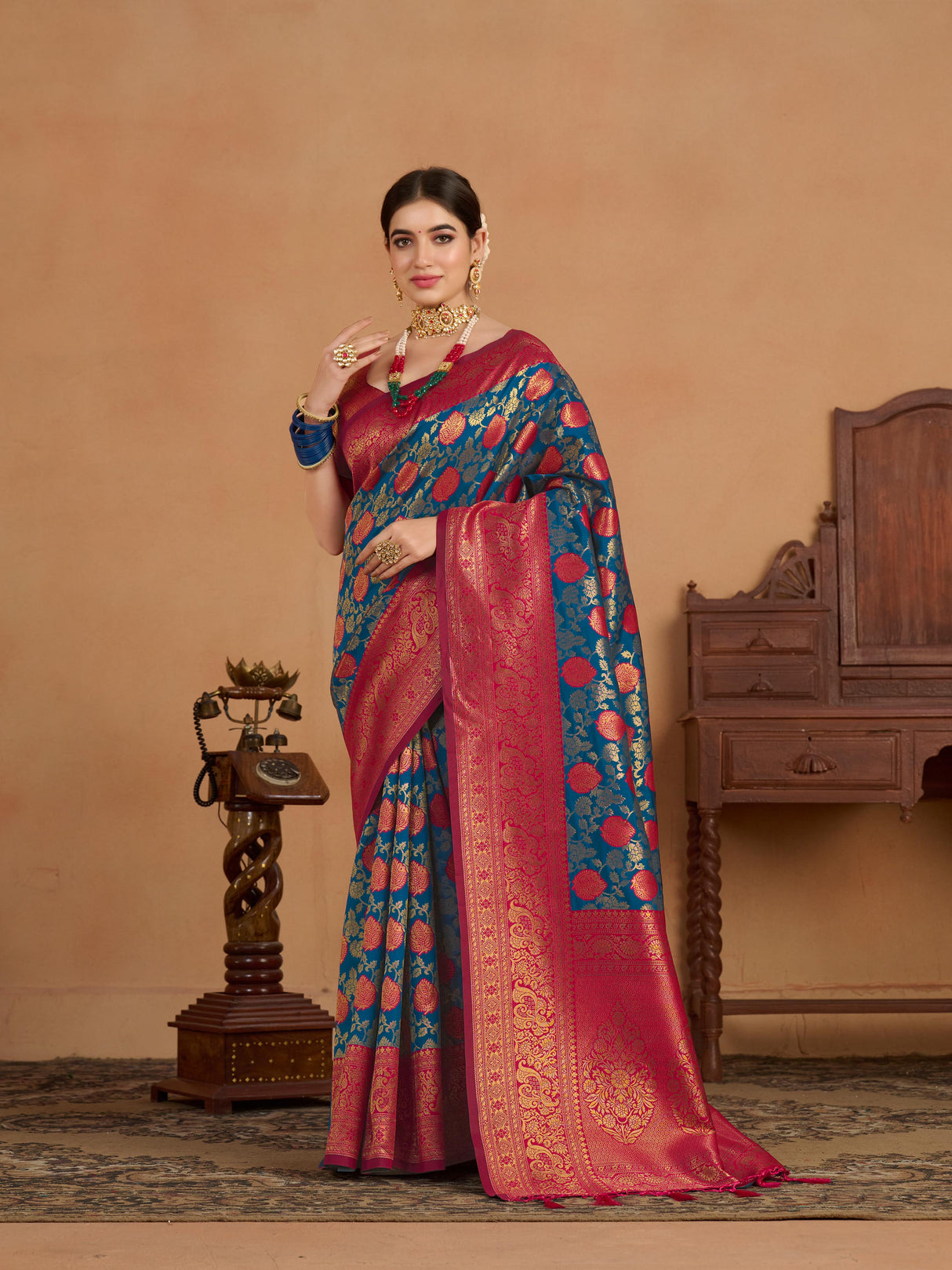 Mimosa Women's Woven Design Kanjivaram Art Silk Saree With Blouse Piece : SA0000903IB