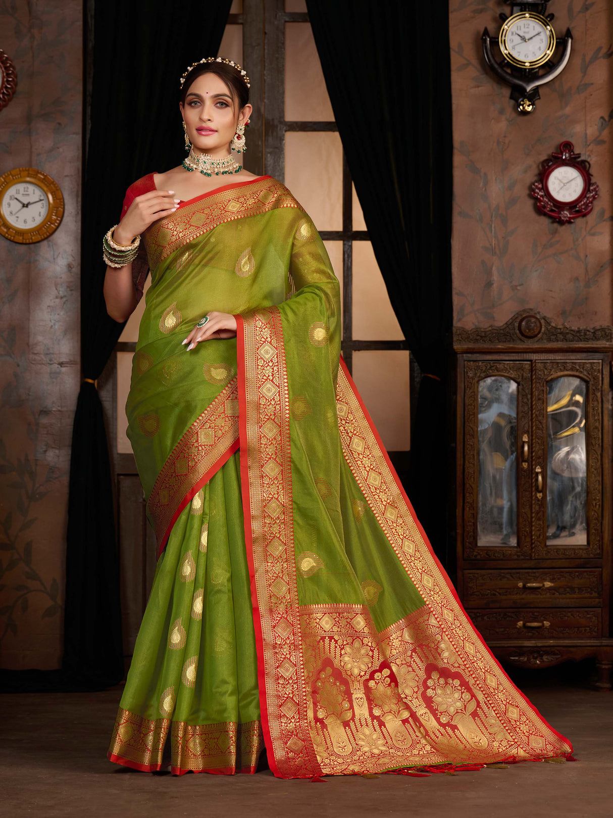 Mimosa Women's Woven Design Kanjivaram Art Silk Saree With Blouse Piece : SA0000944OL