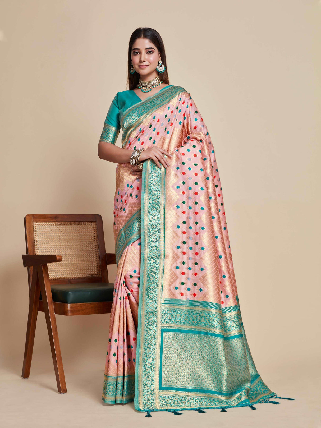 Mimosa Women's Woven Design Kanjivaram Art Silk Saree With Blouse Piece : SA00001062PNK