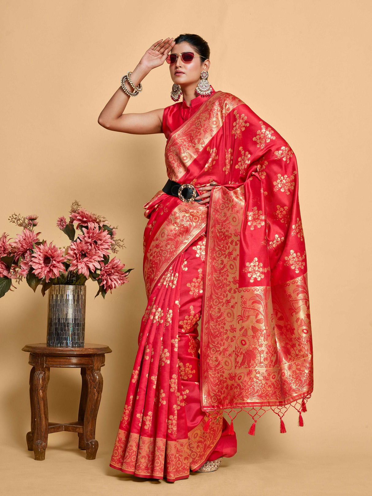 Mimosa Women's Woven Design Kanjivaram Art Silk Saree With Blouse Piece : SA00001220STFREE