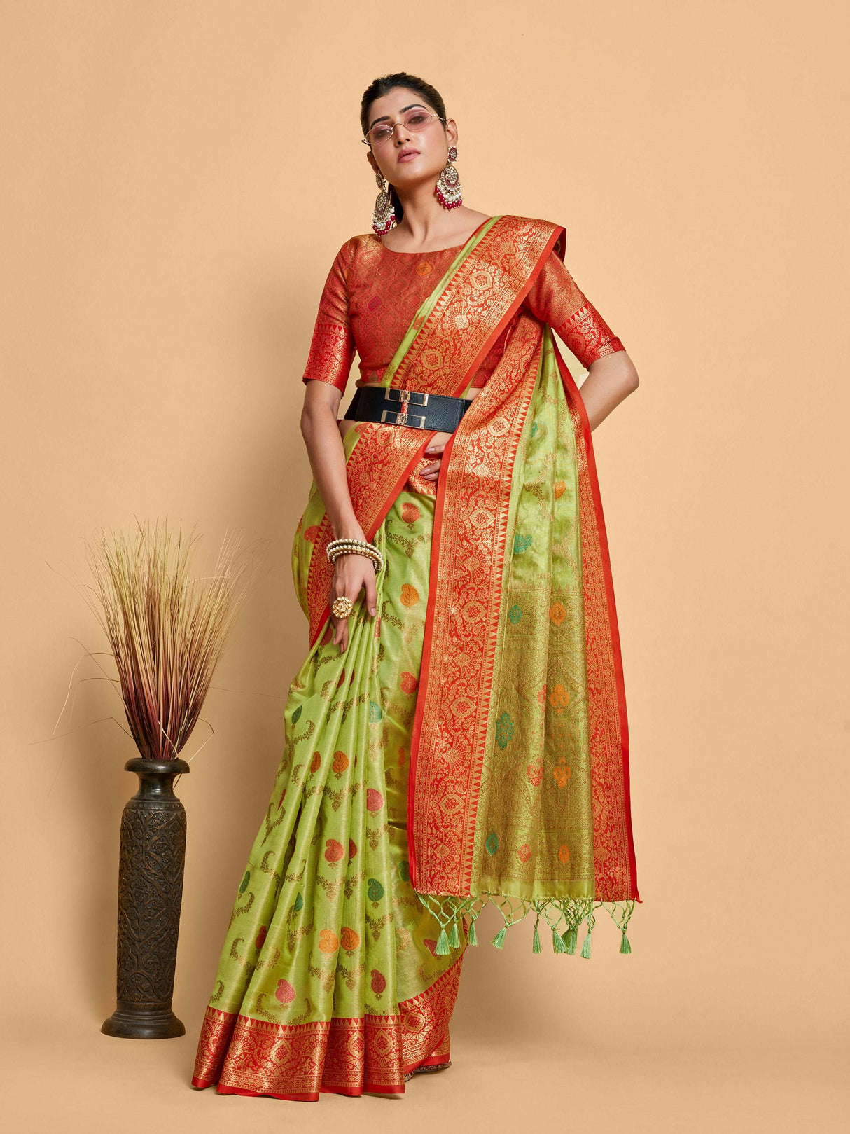 Mimosa Women's Woven Design Banarasi Art Silk Saree With Blouse Piece : SA00001226OLFREE