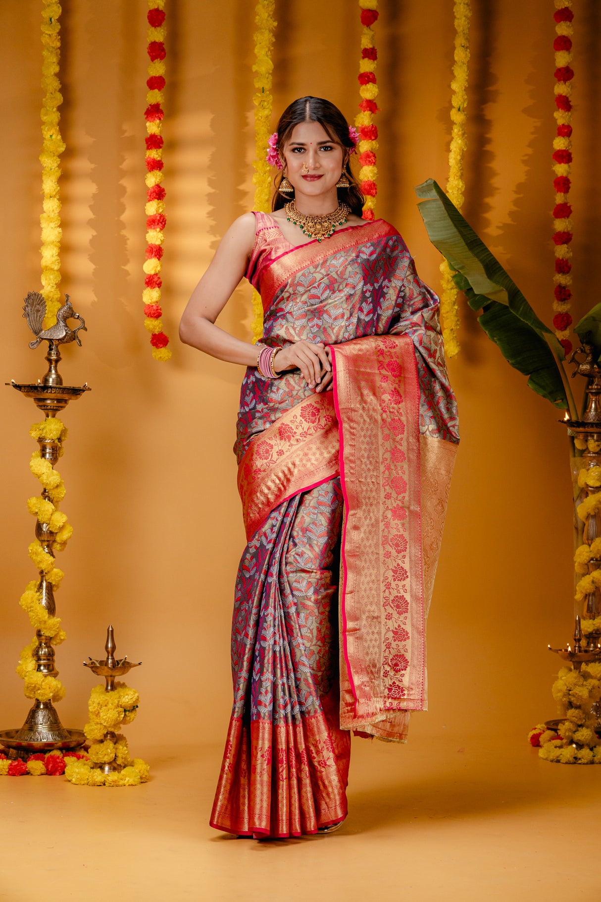 Mimosa Women's Woven Design Kanjivaram Style Art Silk Saree With Blouse Piece : SA00001810NVFREE