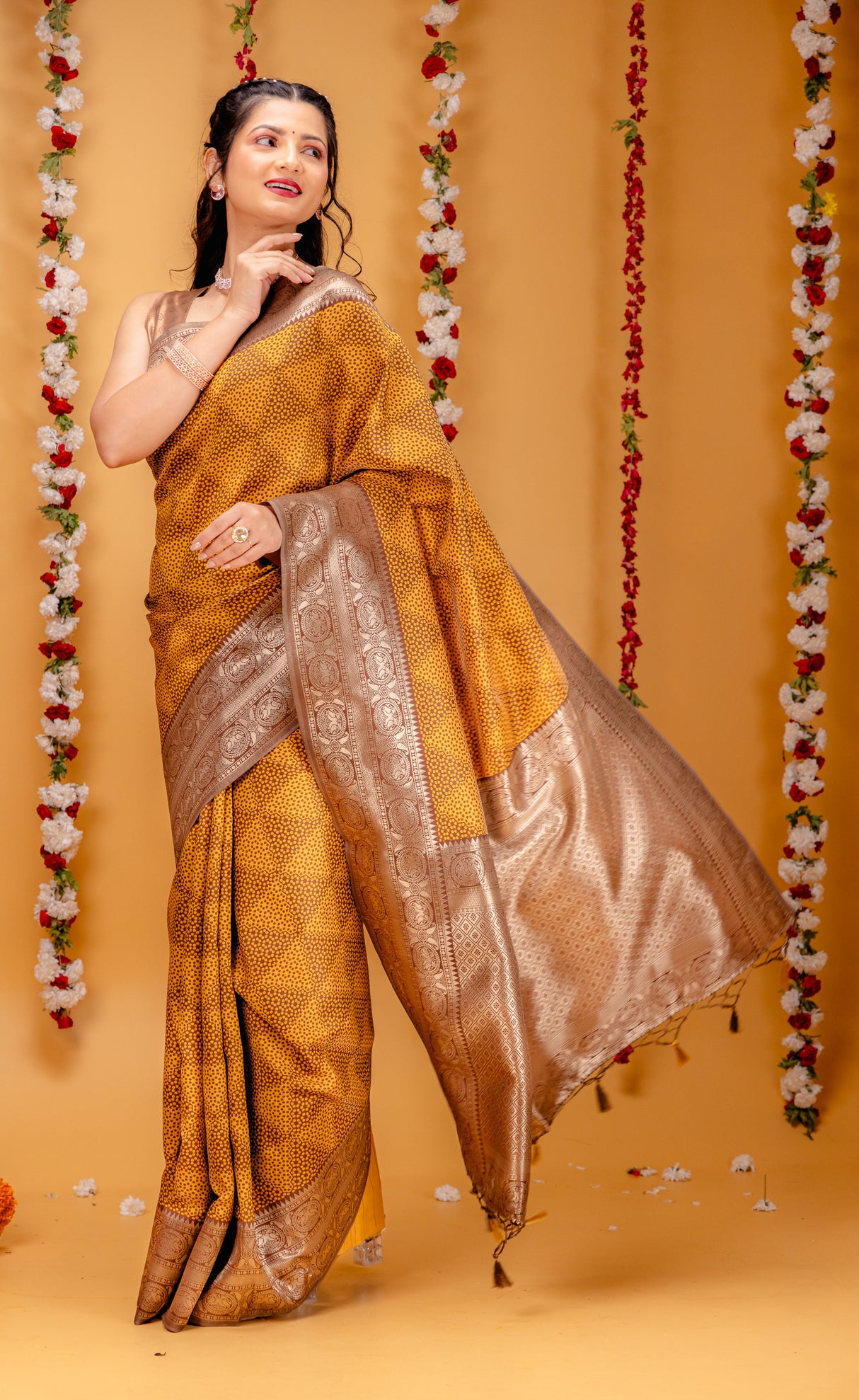 Mimosa Women's Woven Design Kanjivaram Style Art Silk Saree With Blouse Piece : SA00001592CHFREE