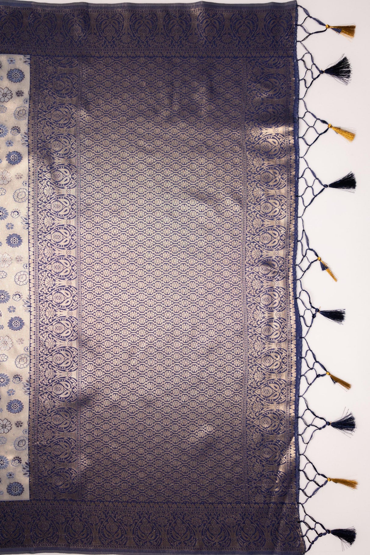 Mimosa Women's Woven Design Kanjivaram Style Art Silk Saree With Blouse Piece : SA00001591GYFREE
