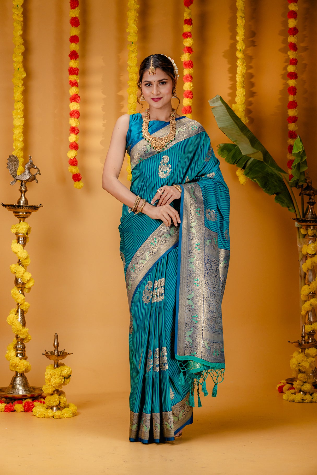 Mimosa Women's Woven Design Kanjivaram Style Art Silk Saree With Blouse Piece : SA00001648RMFREE