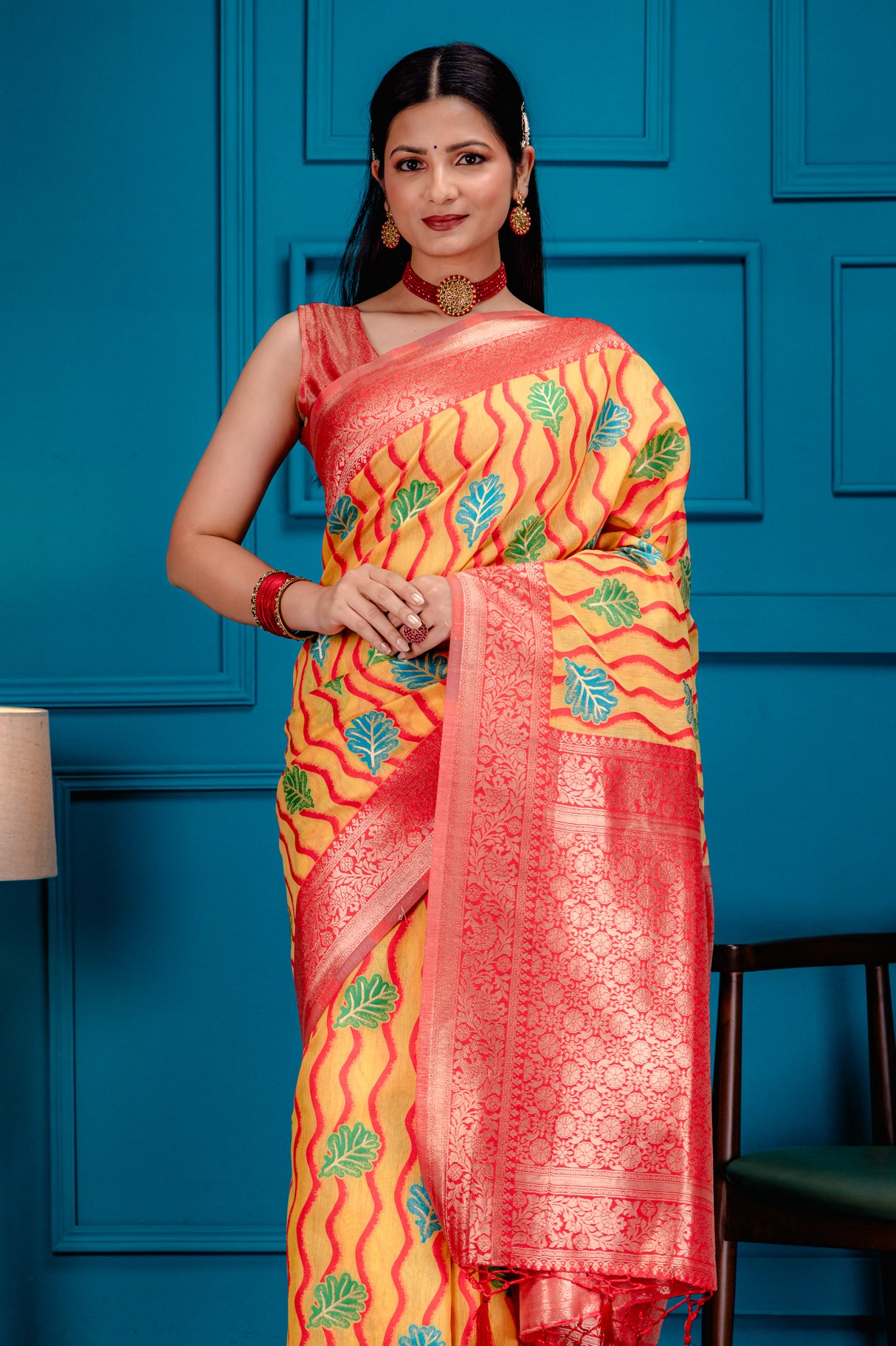 Mimosa Women's Woven Design Kanjivaram Style Art Silk Saree With Blouse Piece : SA00001600GDFREE