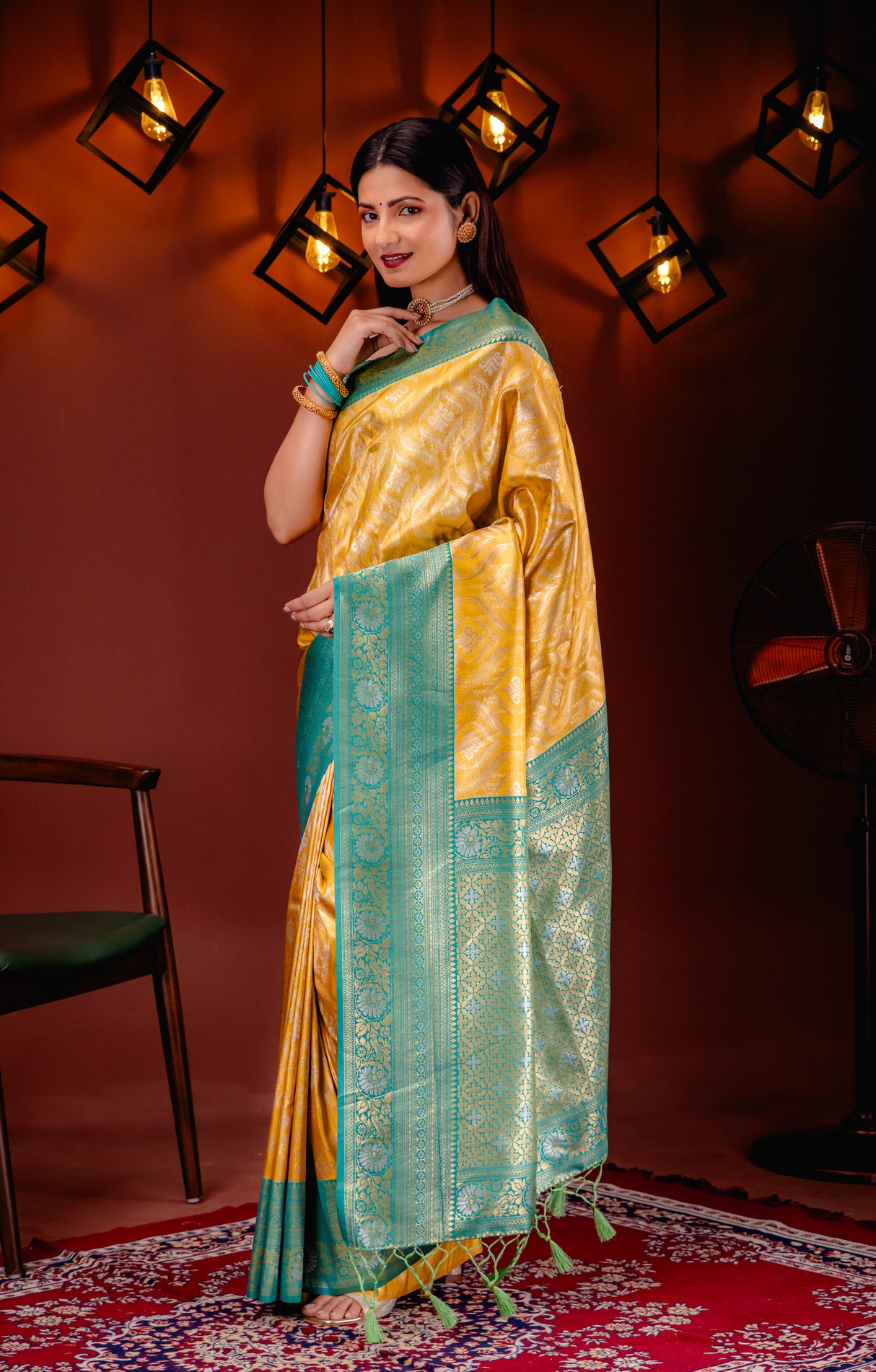 Mimosa Women's Woven Design Kanjivaram Style Art Silk Saree With Blouse Piece : SA00001784GDFREE