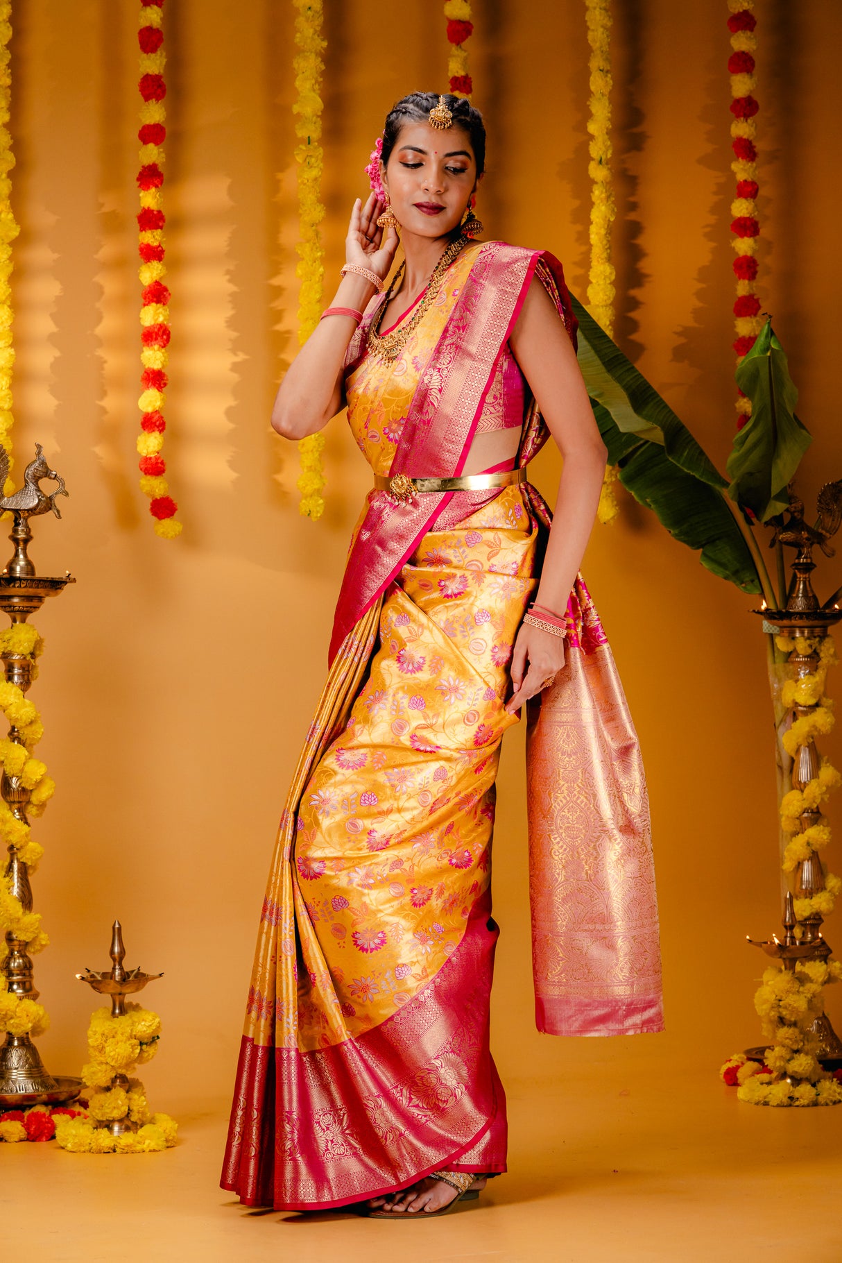 Mimosa Women's Woven Design Kanjivaram Style Art Silk Saree With Blouse Piece : SA00001827GDFREE