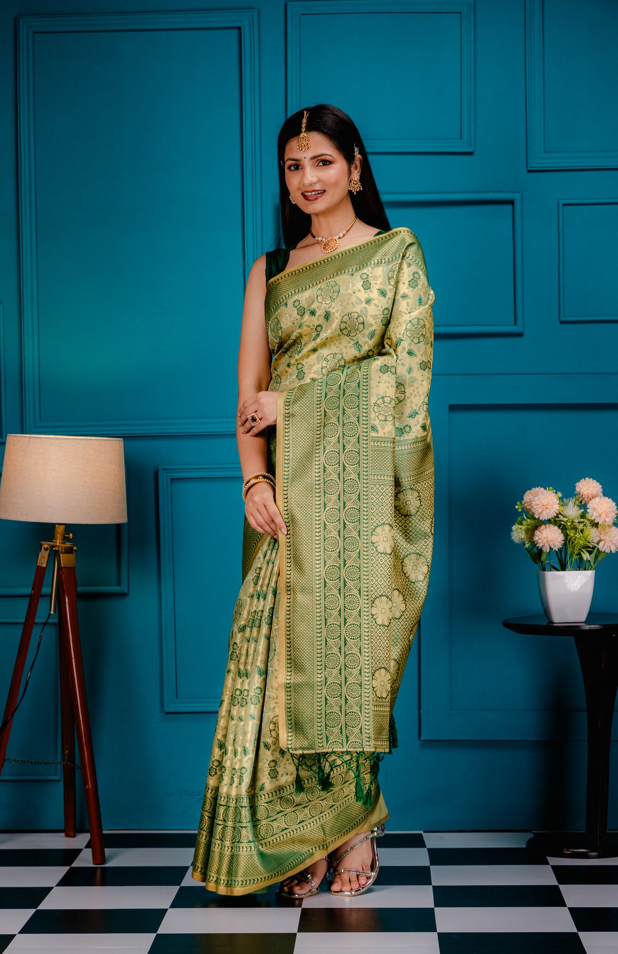 Mimosa Women's Woven Design Kanjivaram Style Art Silk Saree With Blouse Piece : SA00001621PSFREE