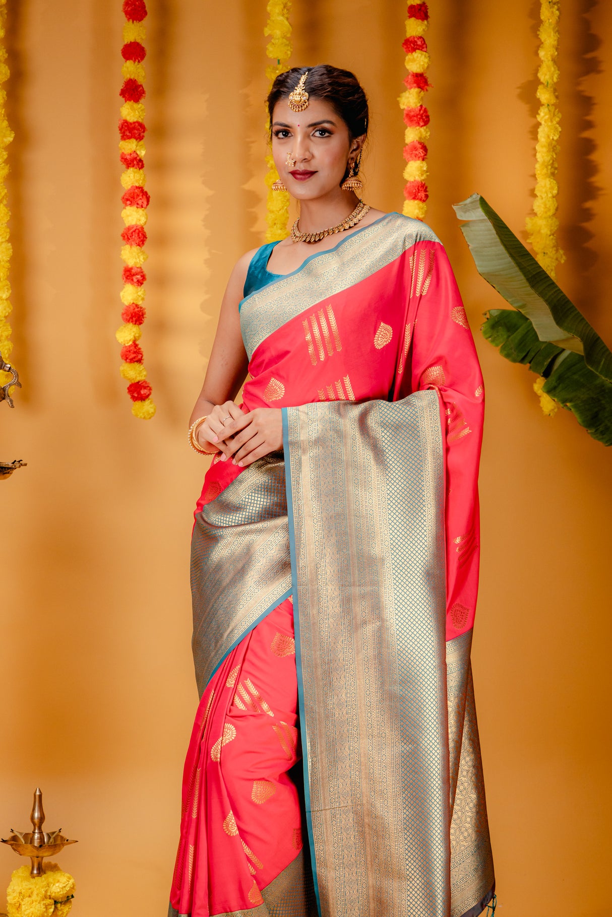 Mimosa Women's Woven Design Kanjivaram Style Art Silk Saree With Blouse Piece : SA00001732GJFREE