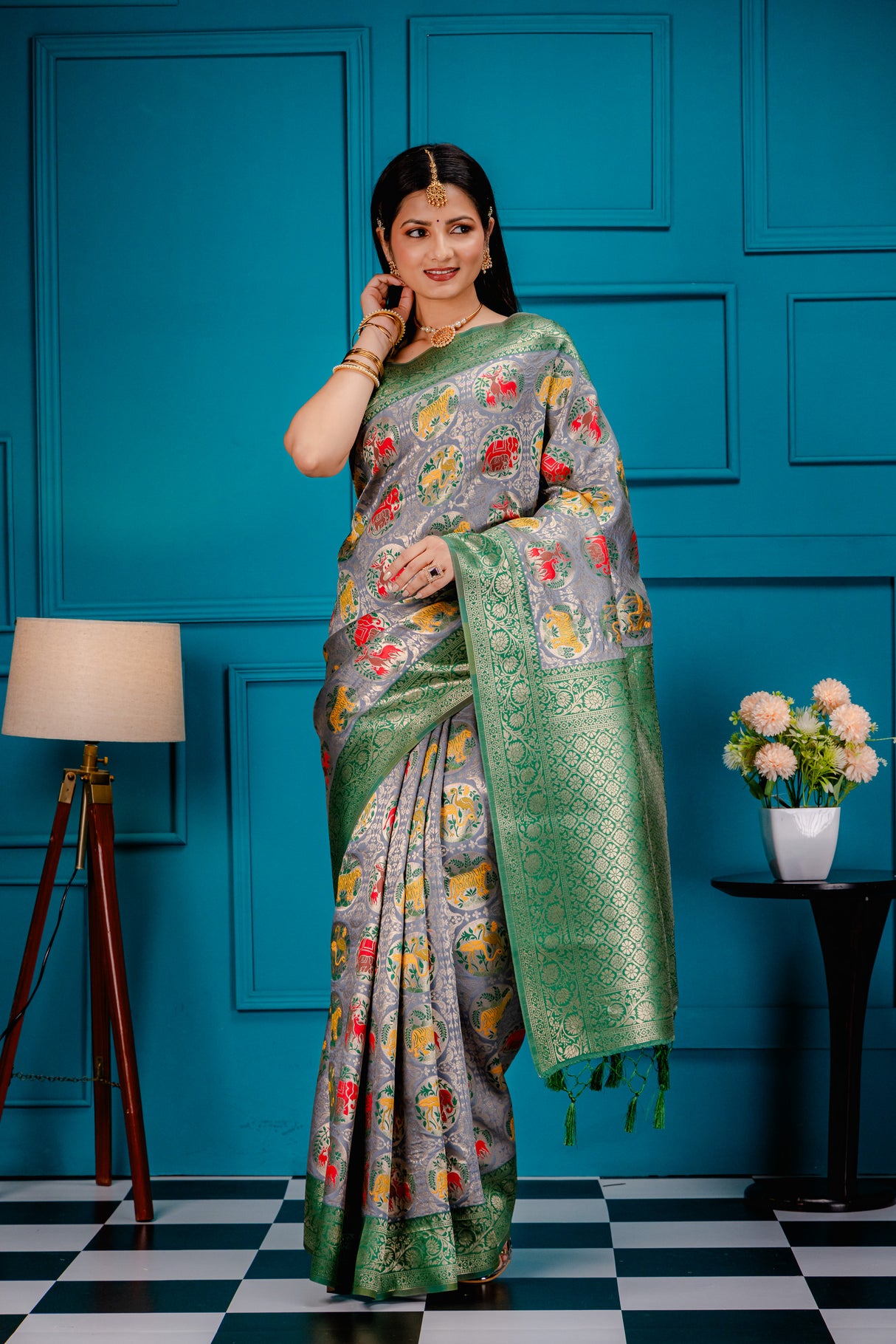 Mimosa Women's Woven Design Patola Style Art Silk Saree With Blouse Piece : SA00001656GYFREE