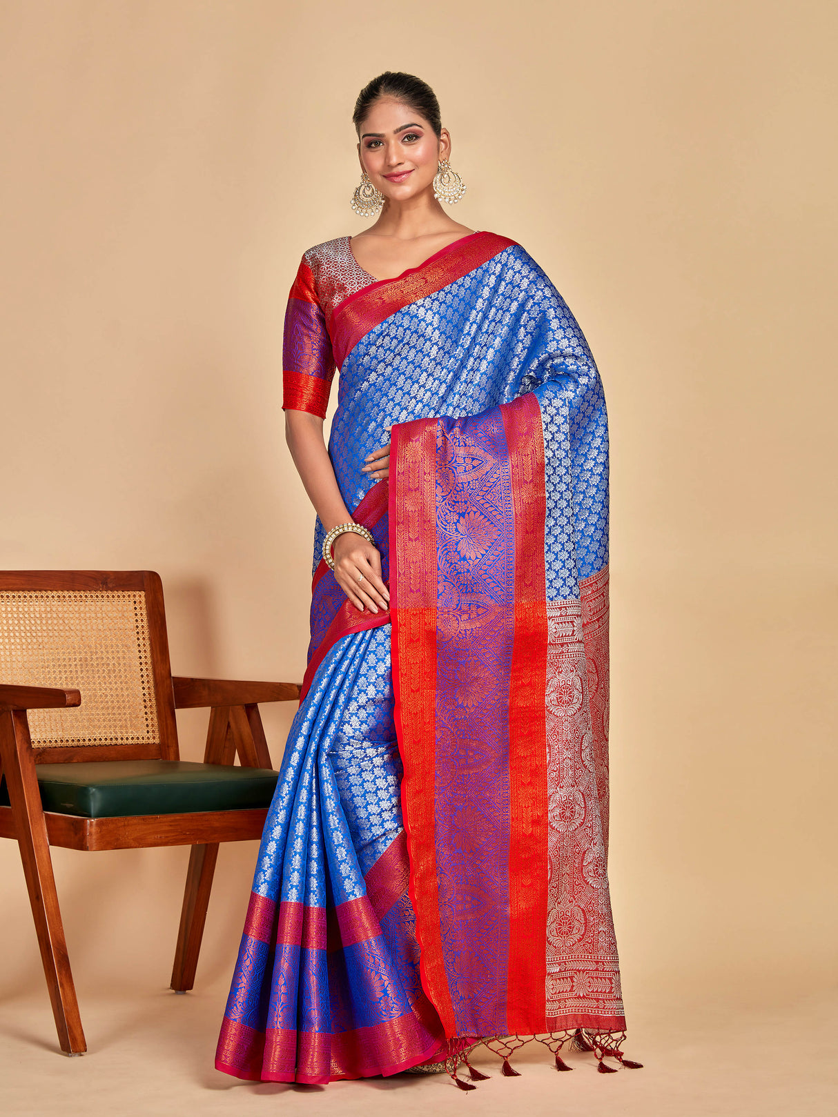 Mimosa Women's Woven Design Kanjivaram Art Silk Saree With Blouse Piece : SA00001285RBFREE