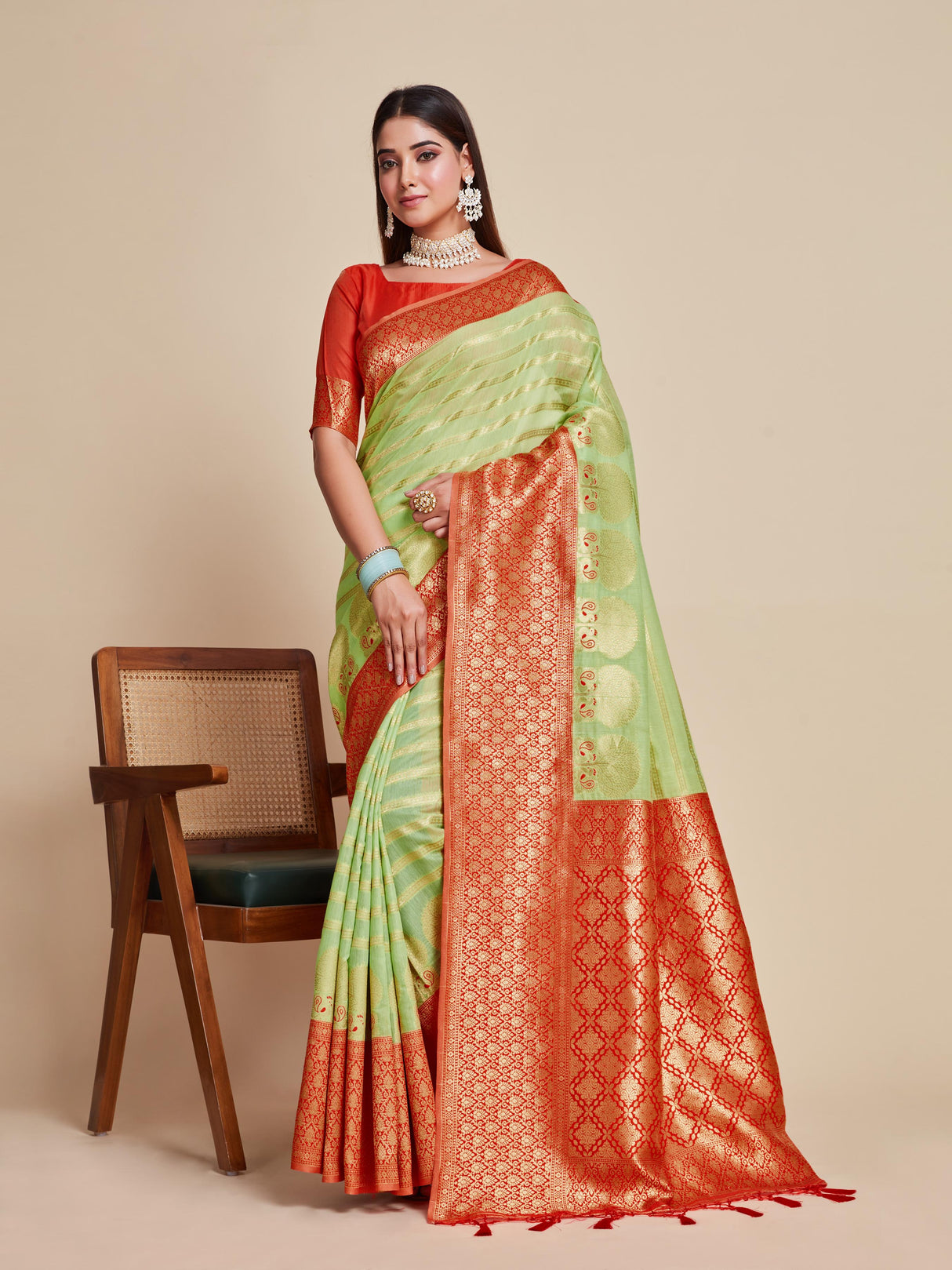 Mimosa Women's Woven Design Kanjivaram Art Silk Saree With Blouse Piece : SA00001078LR