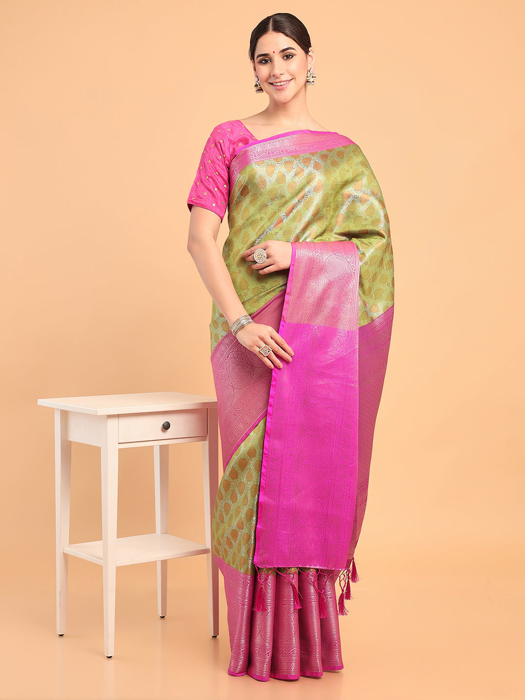 Mimosa Women's Woven Design Kanjivaram Art Silk Saree With Blouse Piece : SA00001118OLFREE