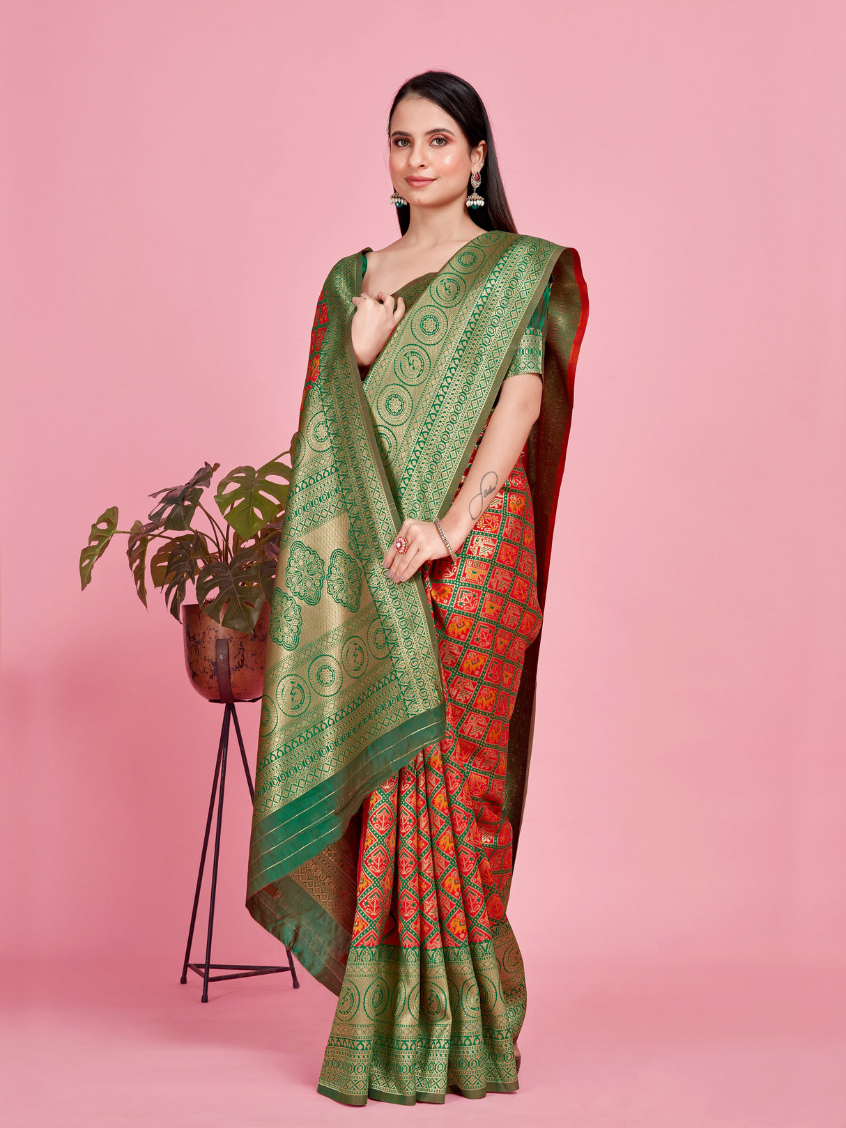 Mimosa Women's Woven Design Patola Style Art Silk Saree With Blouse Piece : SA00001345MRFREE