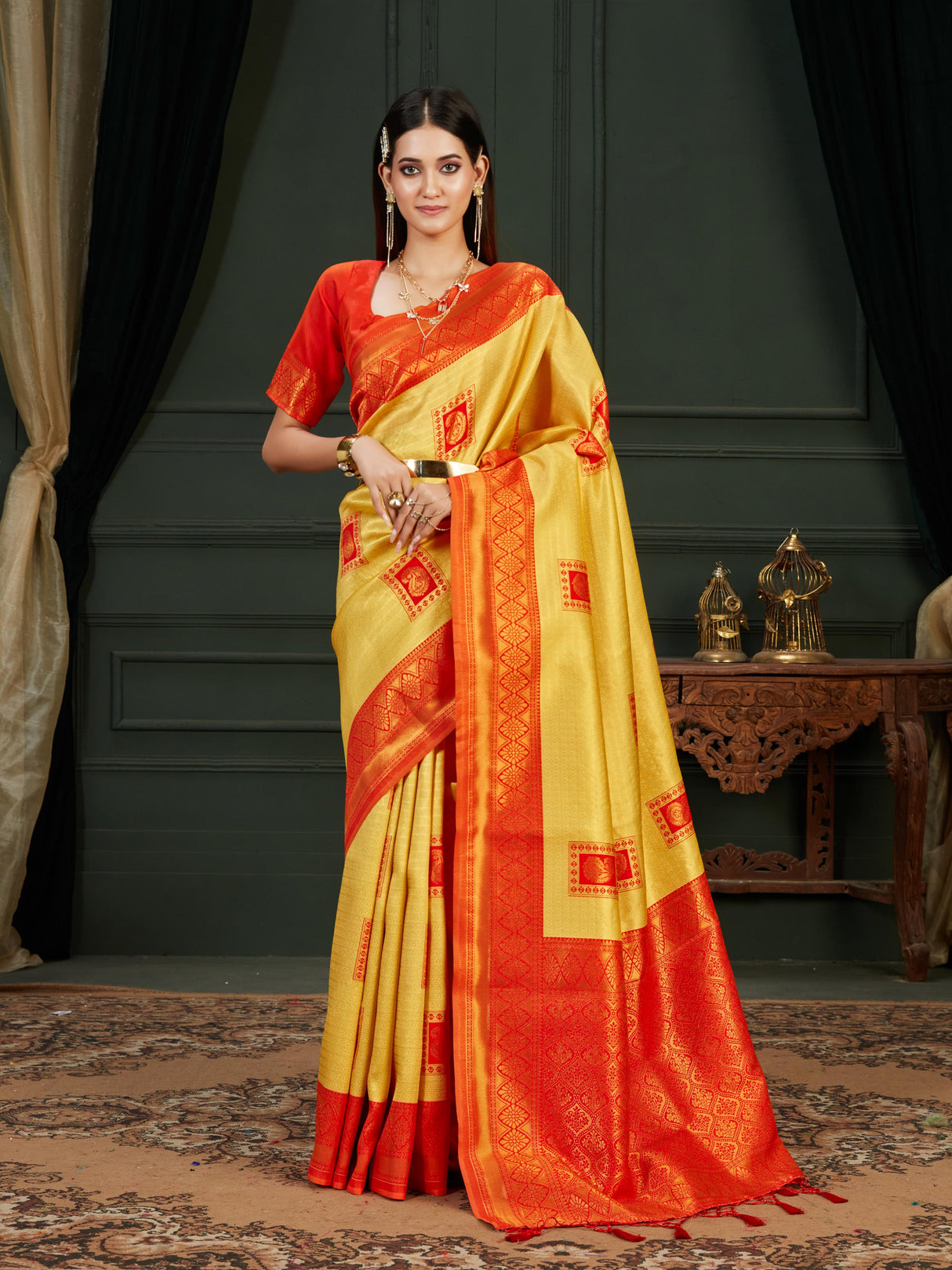 Mimosa Women's Woven Design Kanjivaram Art Silk Saree With Blouse Piece : SA0000898GD