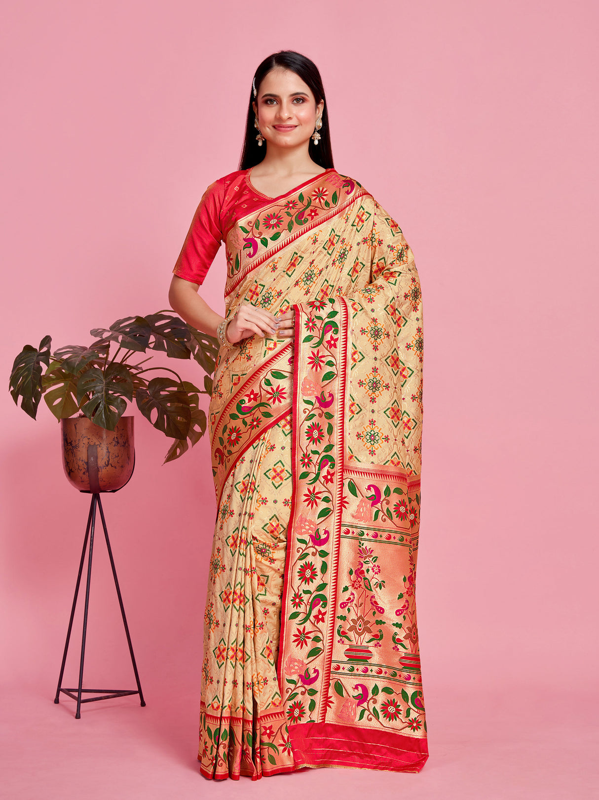 Mimosa Women's Woven Design Patola Style Art Silk Saree With Blouse Piece : SA00001379HWFREE