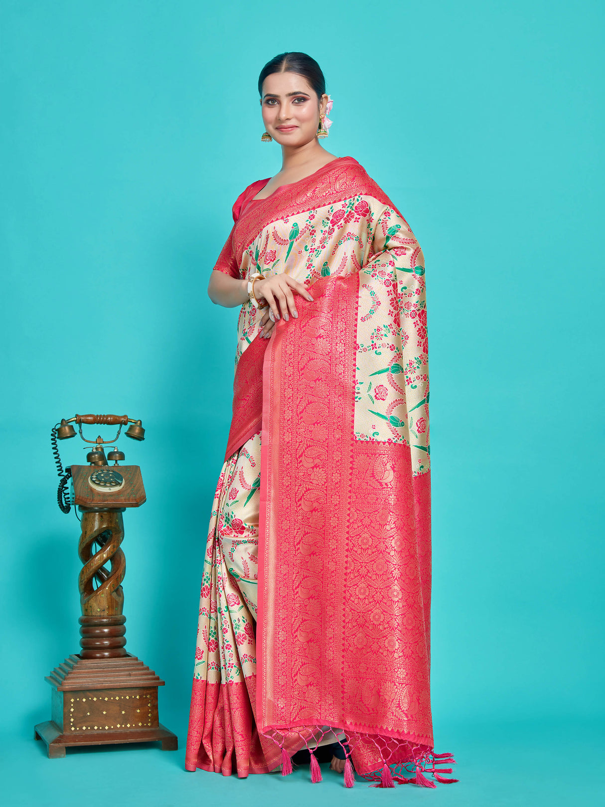 Mimosa Women's Woven Design Kanjivaram Style Art Silk Saree With Blouse Piece : SA00001257HWFREE