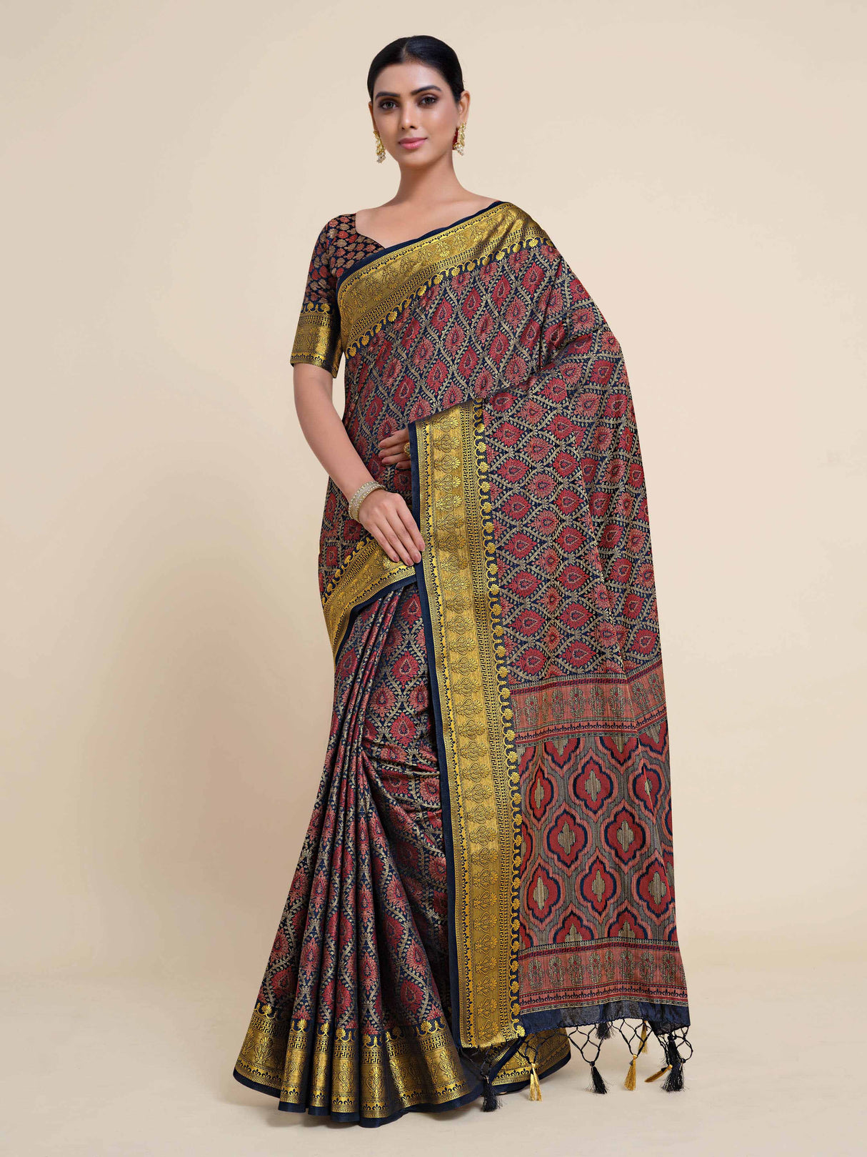 Mimosa Womens Art Silk Saree Kanjivaram Black Color