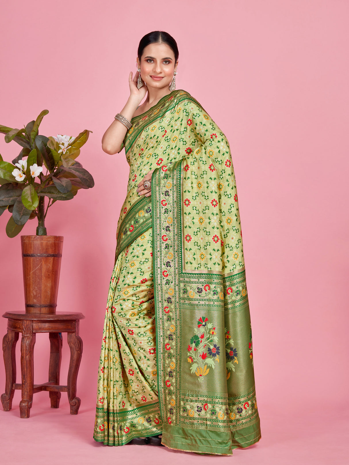 Mimosa Women's Woven Design Patola Style Art Silk Saree With Blouse Piece : SA00001349PSFREE