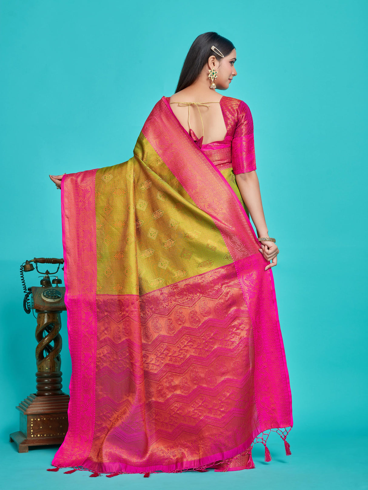 Mimosa Women's Woven Design Kanjivaram Style Art Silk Saree With Blouse Piece : SA00001287PSFREE