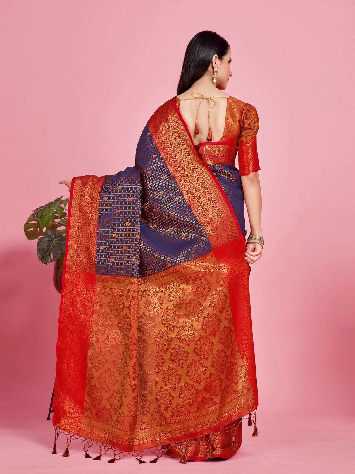 Mimosa Women's Woven Design Kanjivaram Style Art Silk Saree With Blouse Piece : SA00001290NVFREE