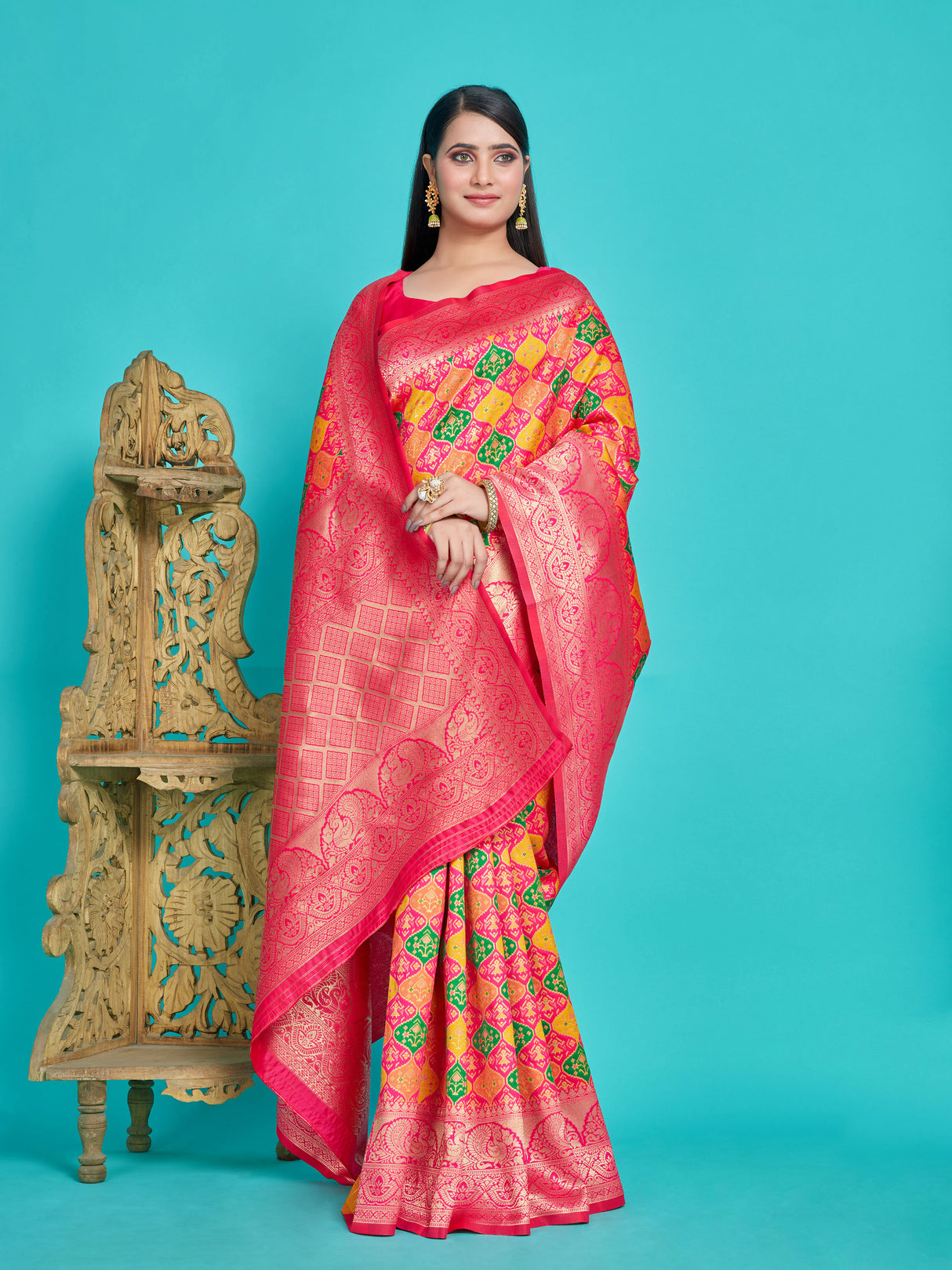 Mimosa Women's Woven Design Patola Style Art Silk Saree With Blouse Piece : SA00001343GDFREE