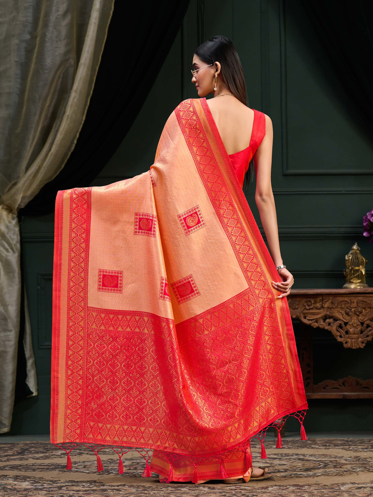 Mimosa Women's Woven Design Kanjivaram Art Silk Saree With Blouse Piece : SA0000898PNK