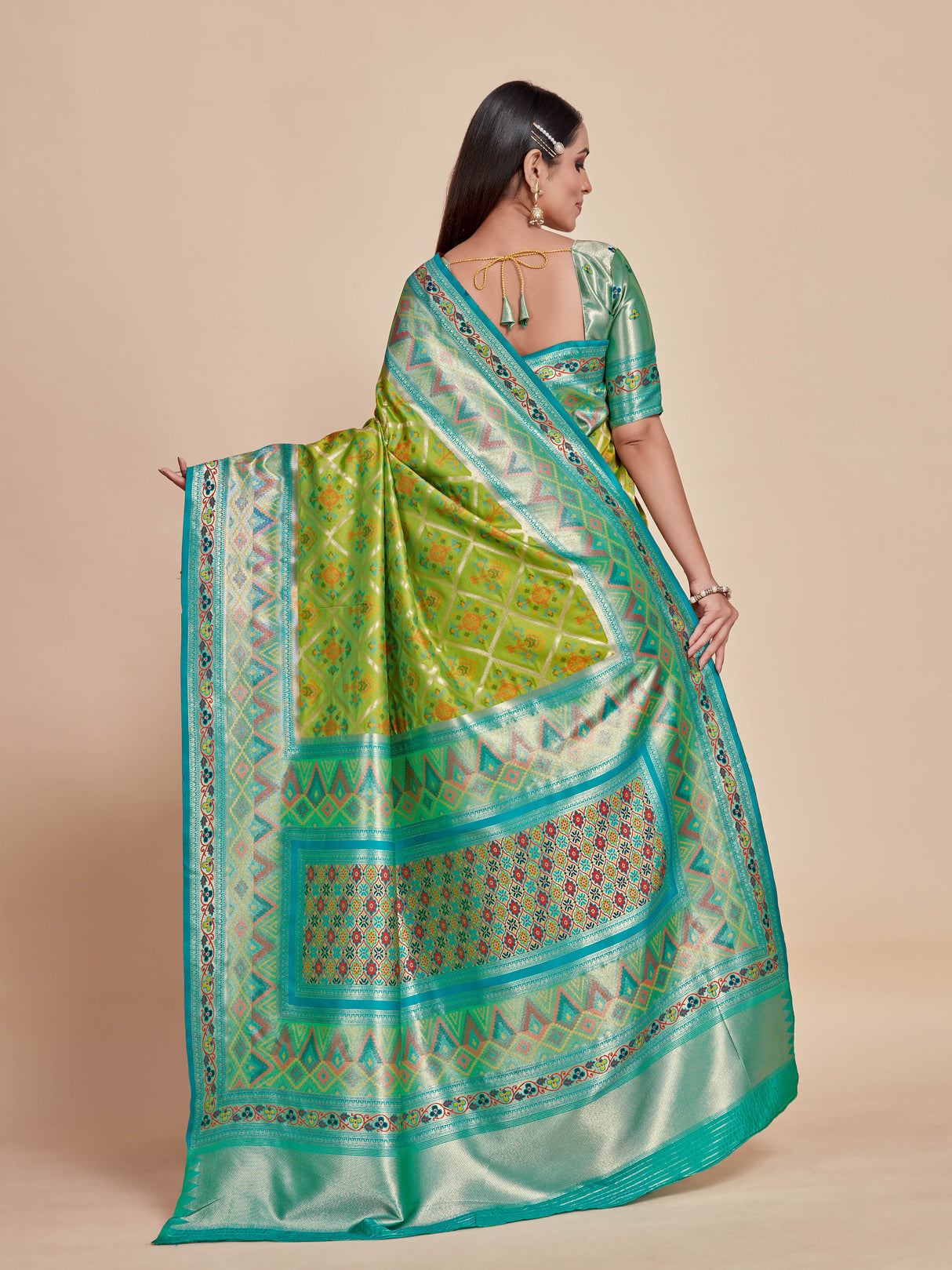 Mimosa Women's Woven Design Patola Style Art Silk Saree With Blouse Piece : SA00001378PGFREE