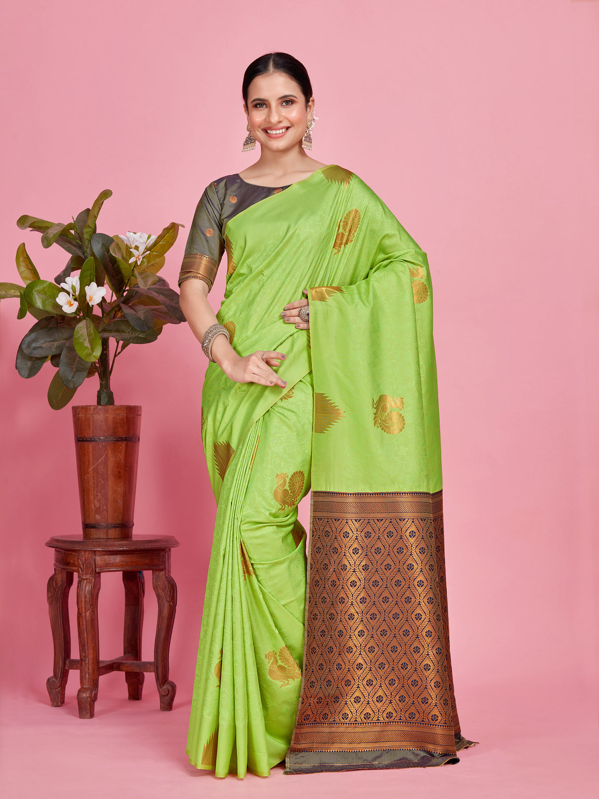 Mimosa Women's Woven Design Kanjivaram Style Art Silk Saree With Blouse Piece : SA00001415LRFREE