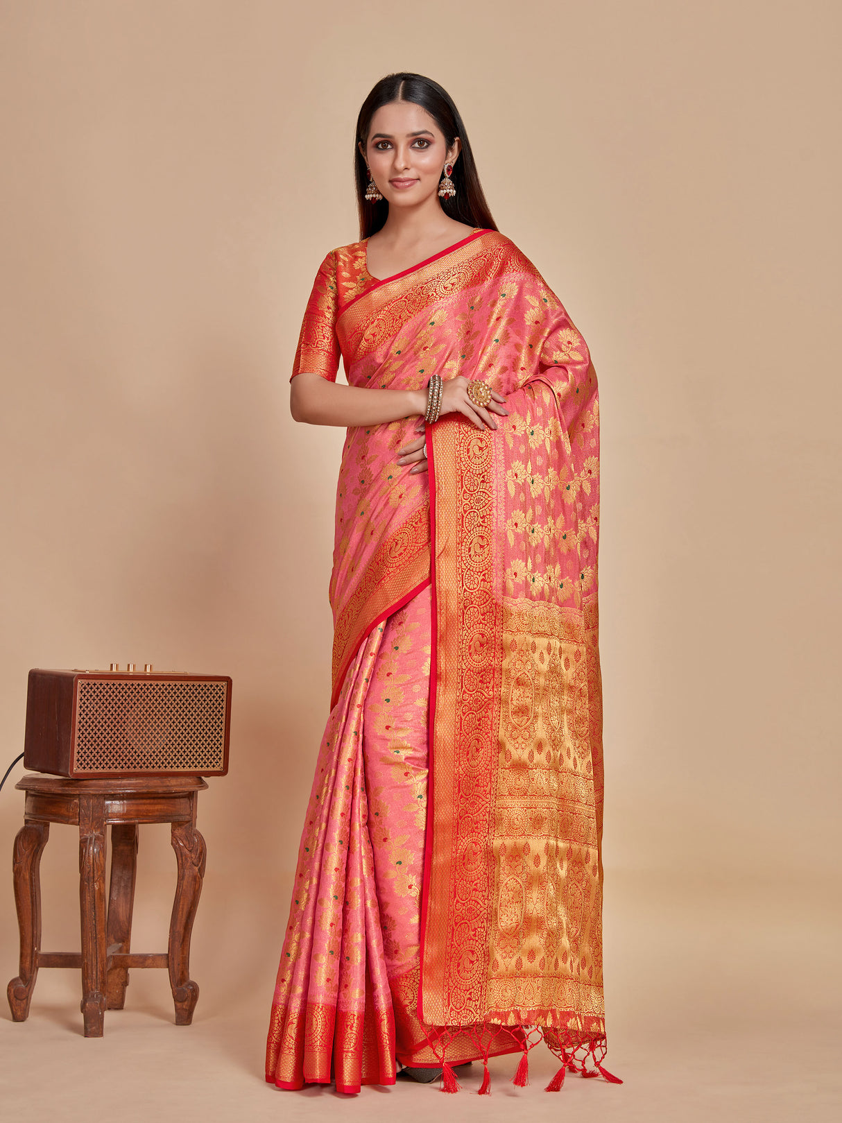 Mimosa Women's Woven Design Kanjivaram Style Art Silk Saree With Blouse Piece : SA00001125GJFREE