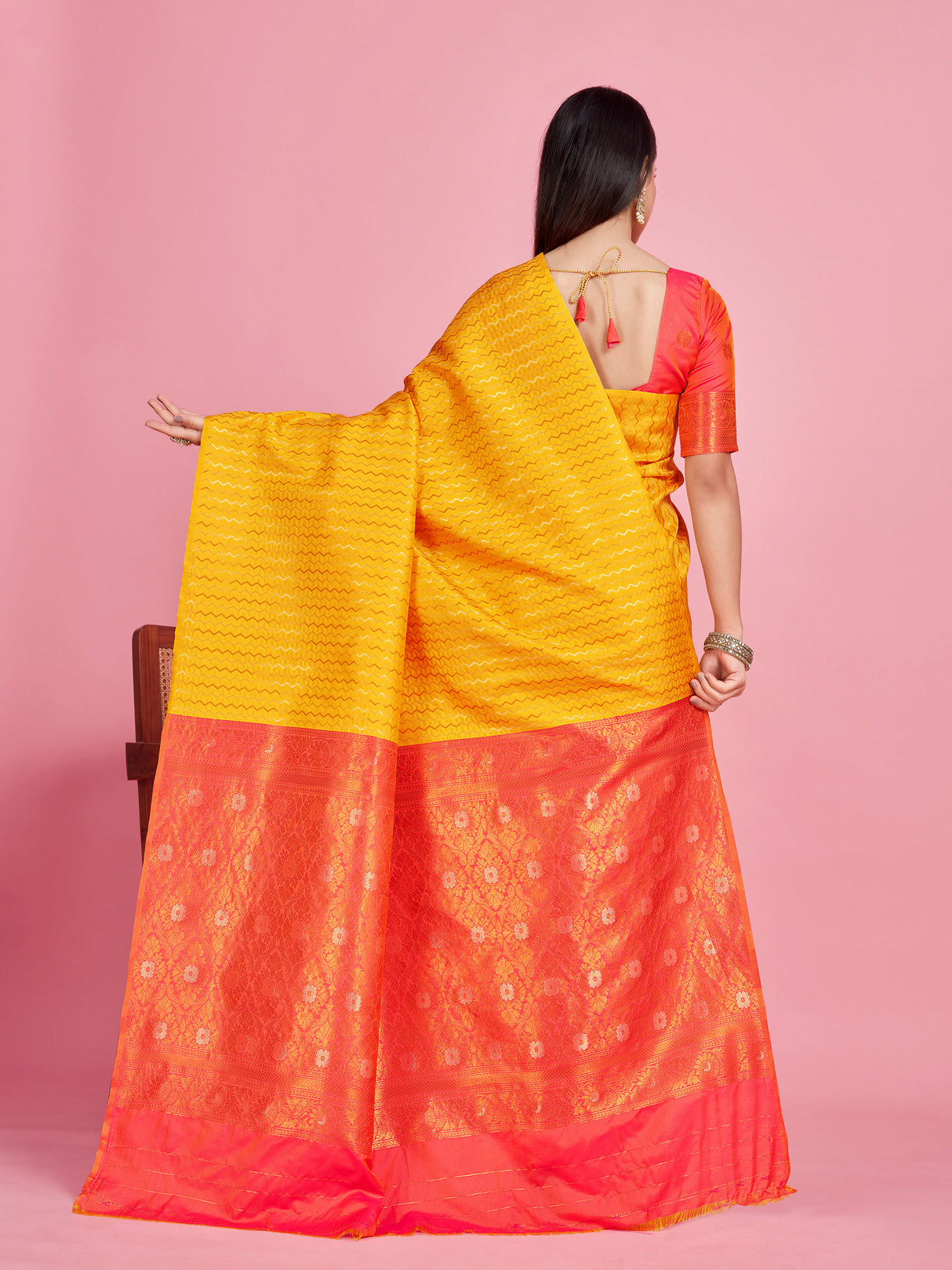 Mimosa Women's Woven Design Kanjivaram Style Art Silk Saree With Blouse Piece : SA00001375YLWFREE