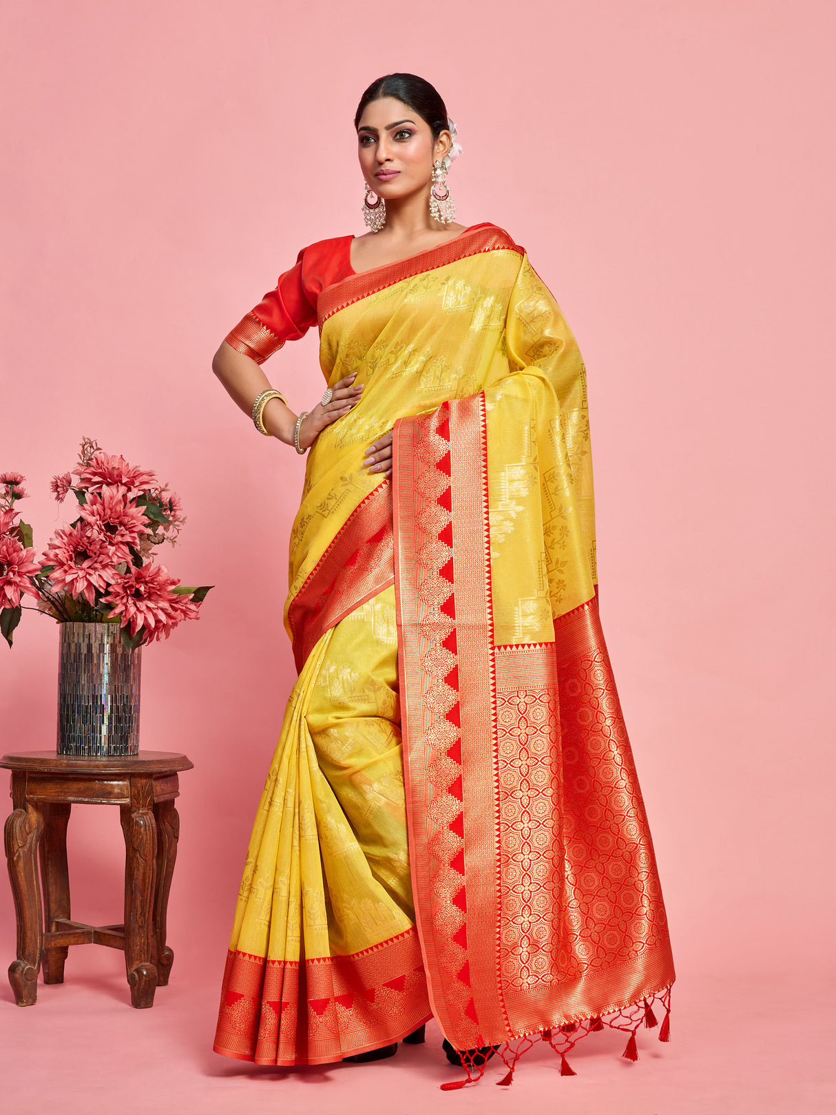 Mimosa Women's Woven Design Kanjivaram Linen Saree With Blouse Piece : SA00001233GDFREE